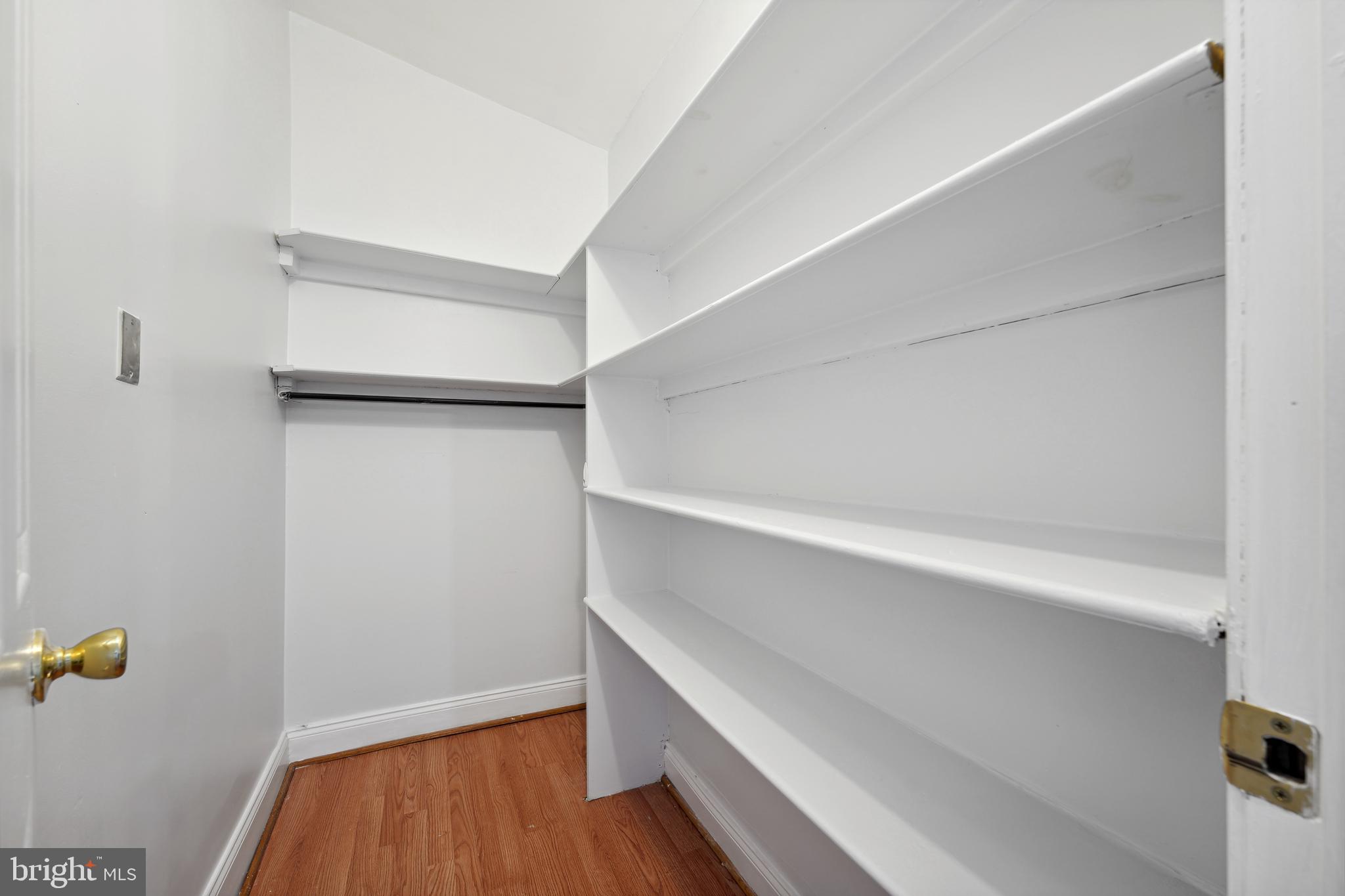 PARKLAWN - Residential