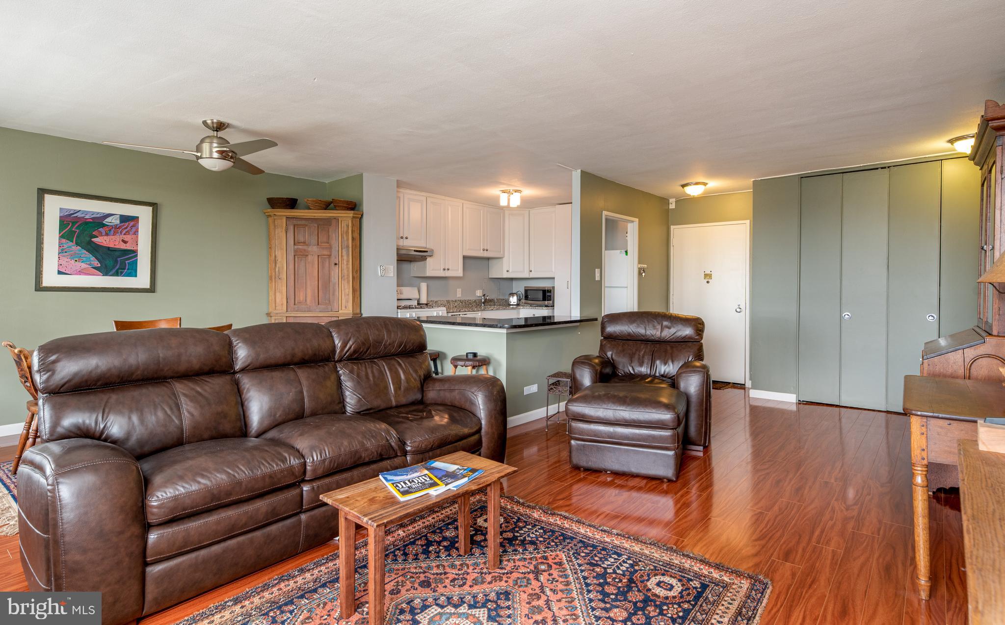 THE CHATHAM - Residential