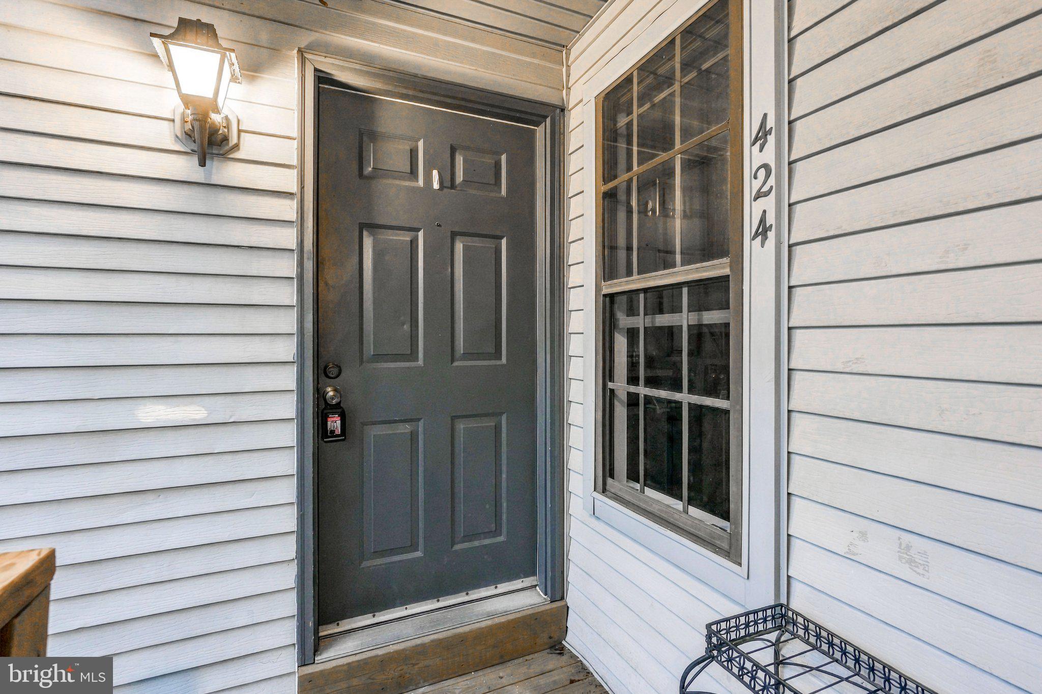 424 DURHAM COURT
