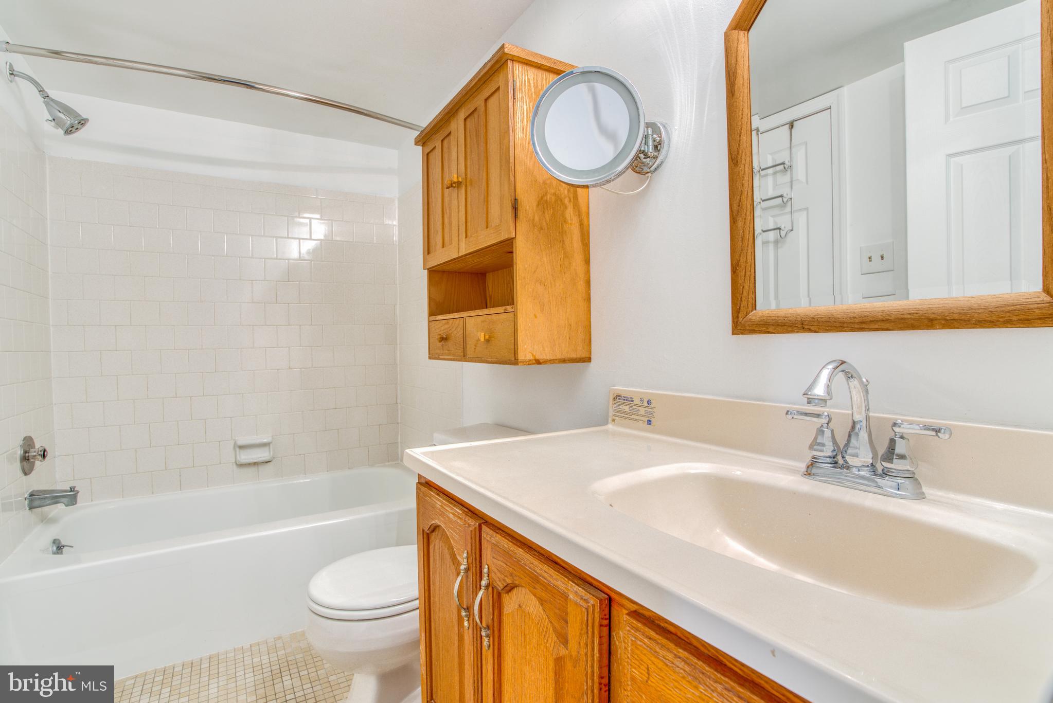 LONG REACH KNOLLS - Residential