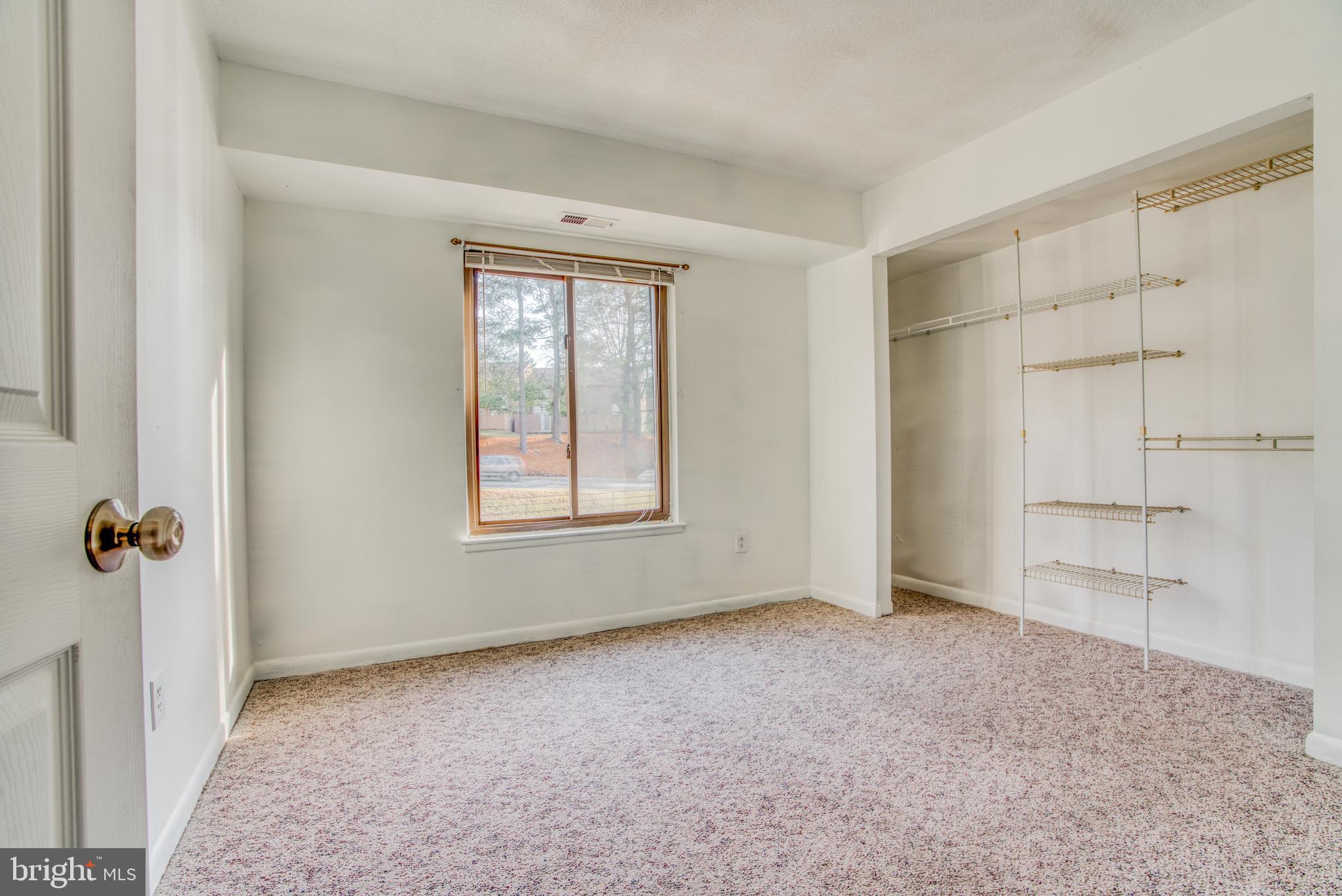 LONG REACH KNOLLS - Residential