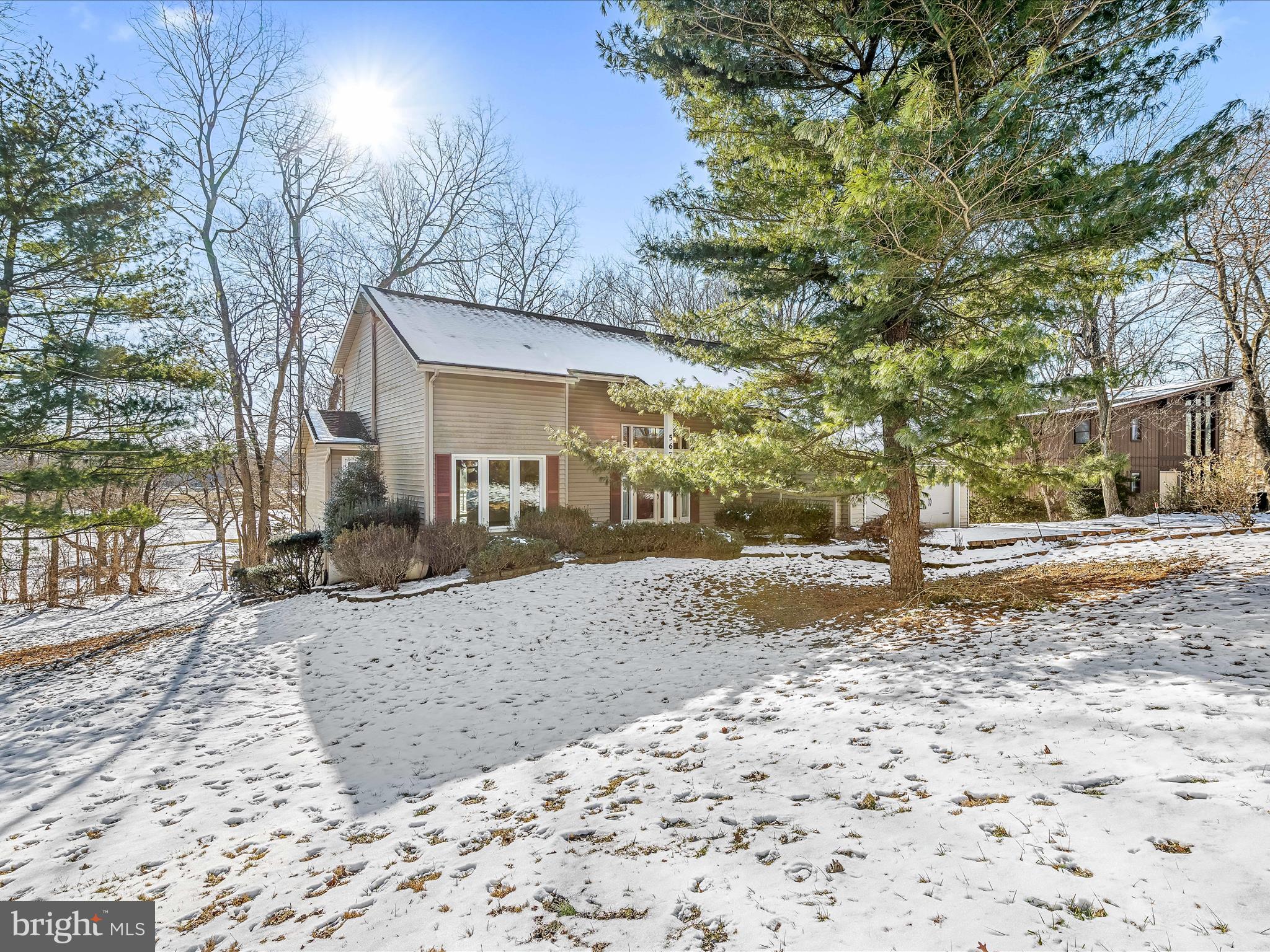 WOODBRIER MANOR - Residential