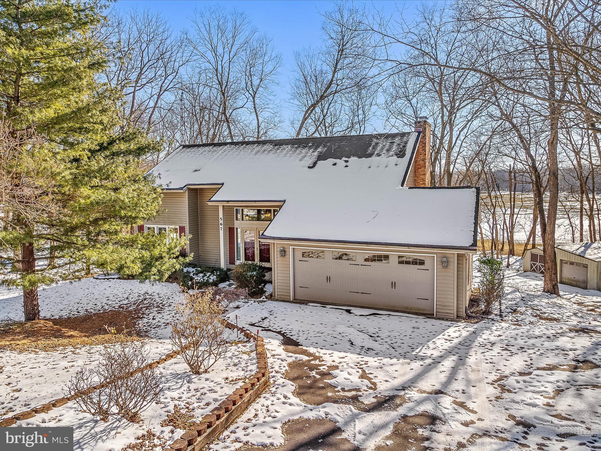 WOODBRIER MANOR - Residential