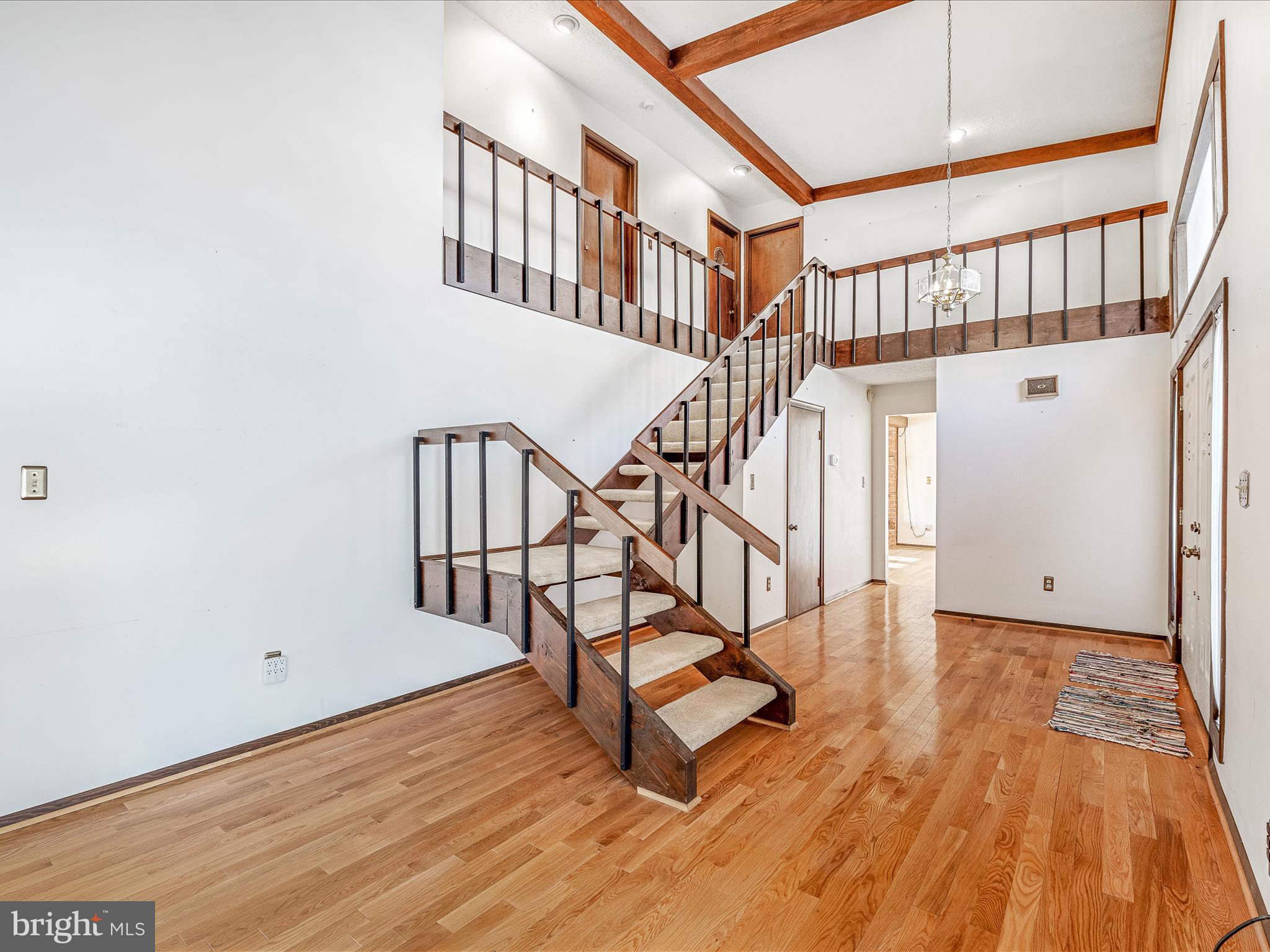 WOODBRIER MANOR - Residential