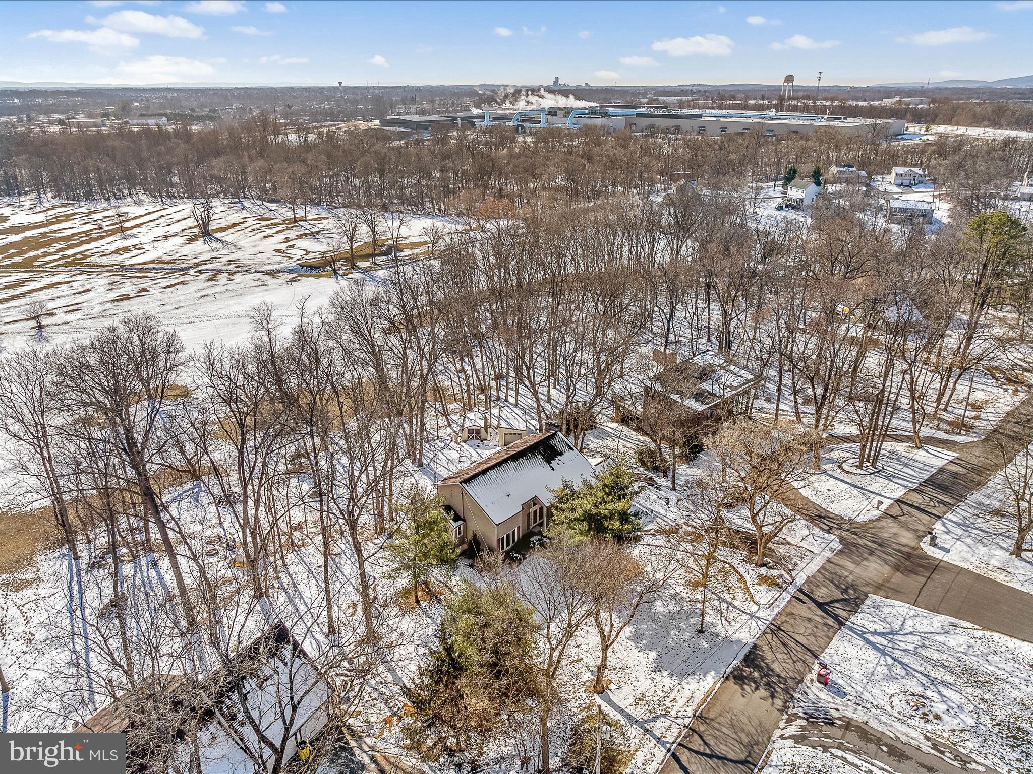 WOODBRIER MANOR - Residential