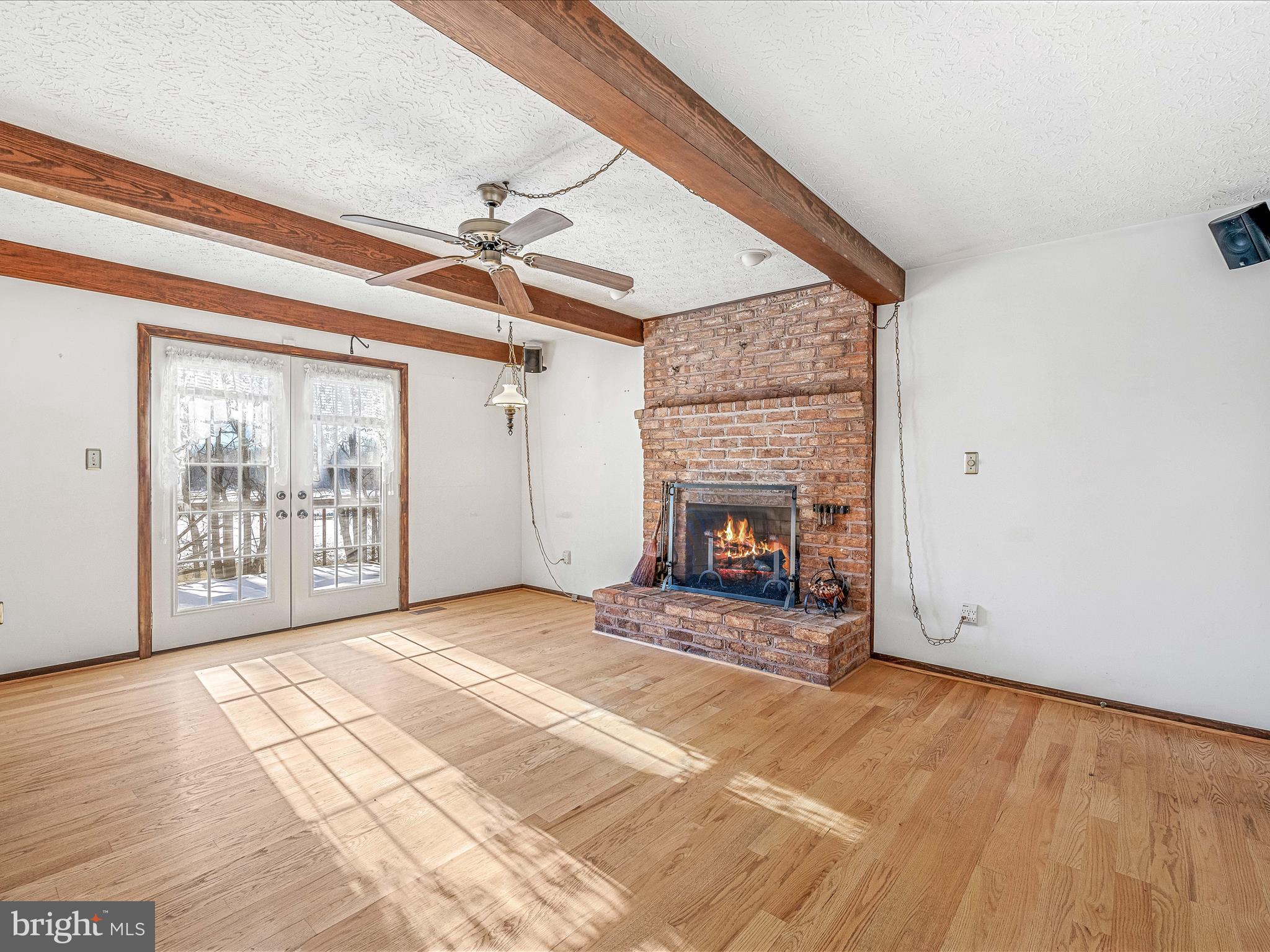 WOODBRIER MANOR - Residential