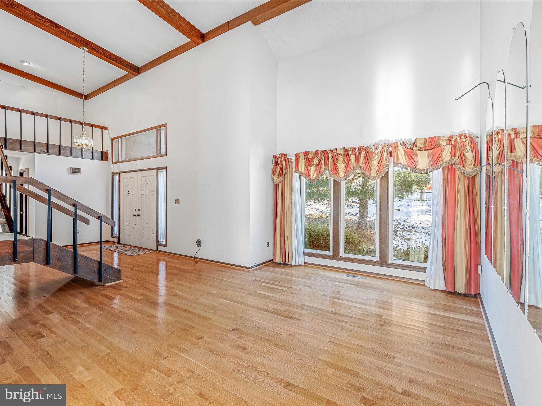 WOODBRIER MANOR - Residential