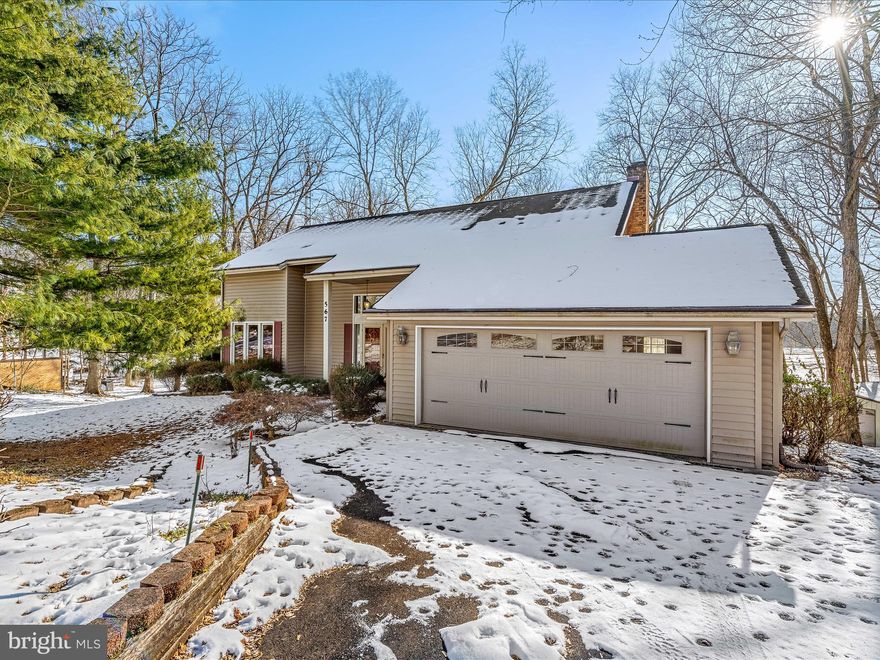 Nice three bedroom home.  Paved roads, near a golf course, hardwood floors on the main level, 2 gas fireplaces, and much more.  Located in a great location with easy travel.  Large rear deck facing the golf course, and lots of natural light are bonuses.  Attached two car garage and then outbuildings for more storage.  Spacious dining room and living room areas on the main level.