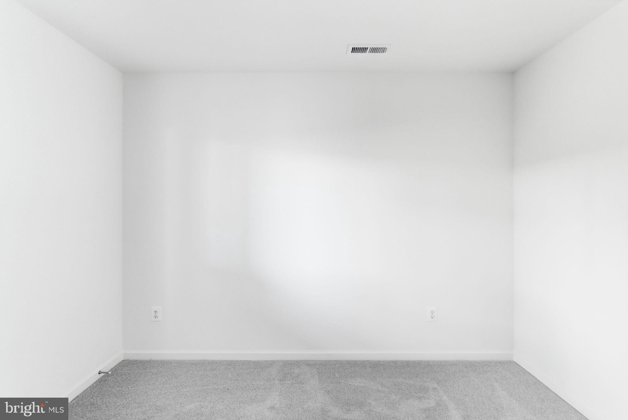 KING'S CROSSING - Residential