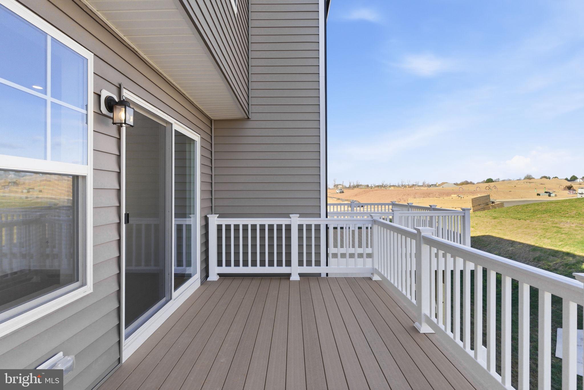 KING'S CROSSING - Residential