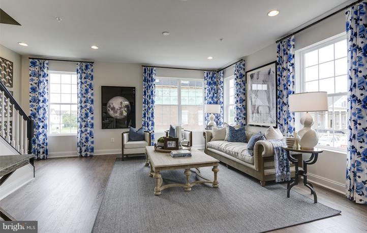 STONEHAVEN - Residential