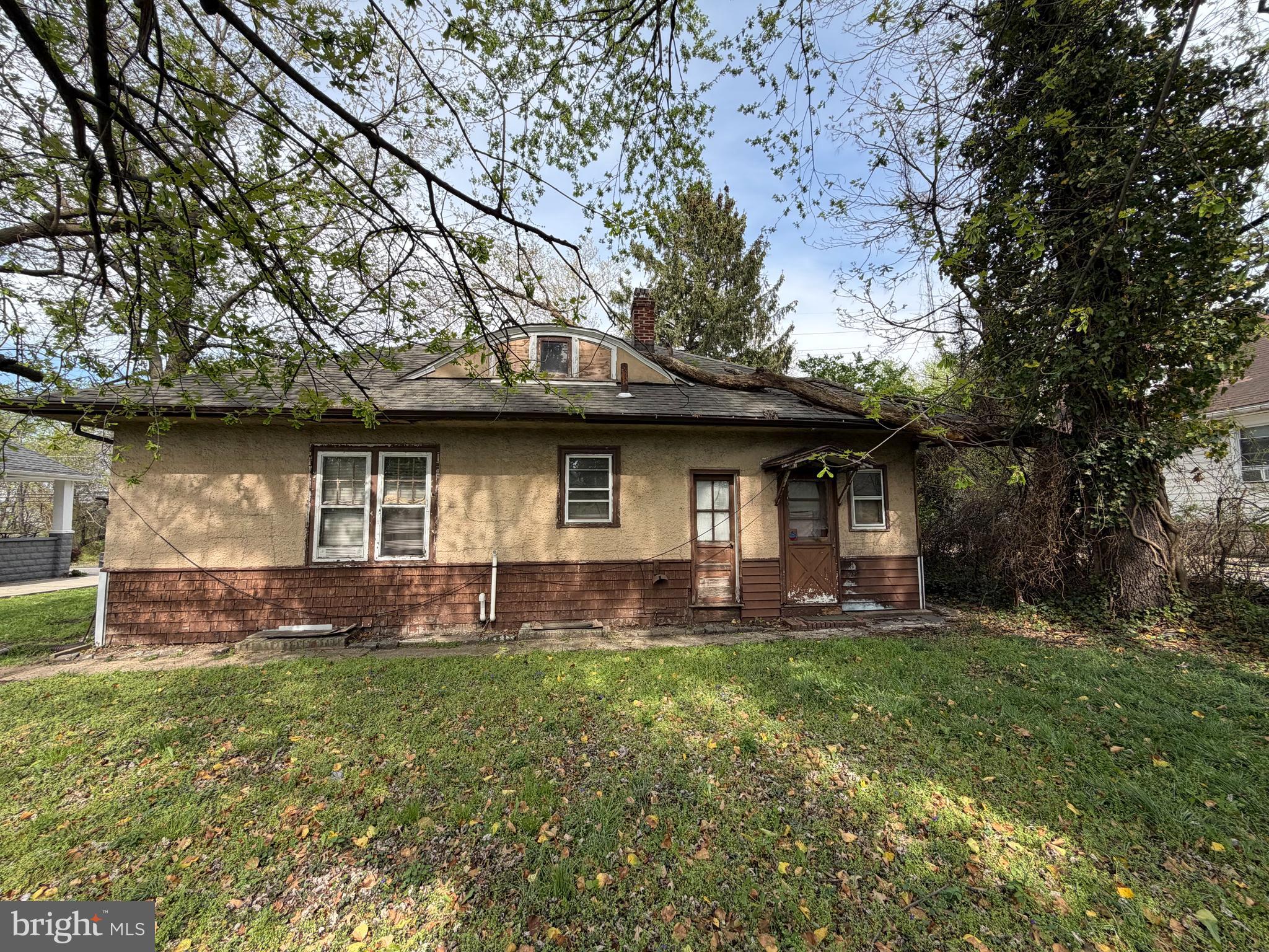 1033 N 36TH STREET
