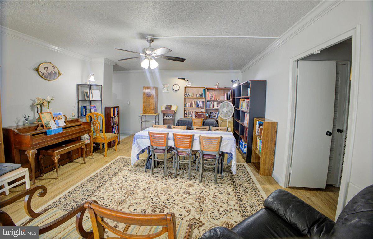 PARK TOWERS EAST - Residential