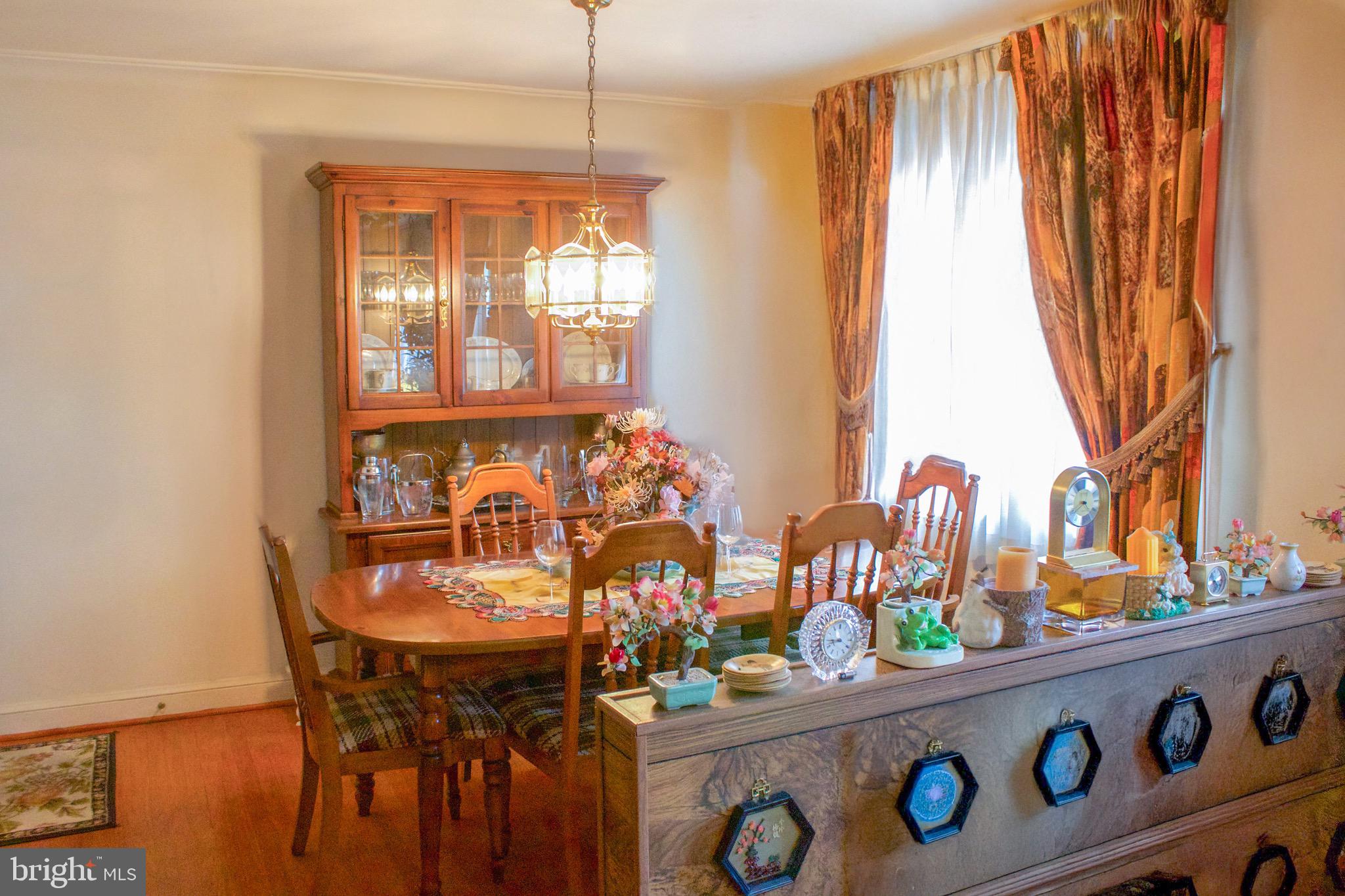 526 S CARLIN SPRINGS ROAD