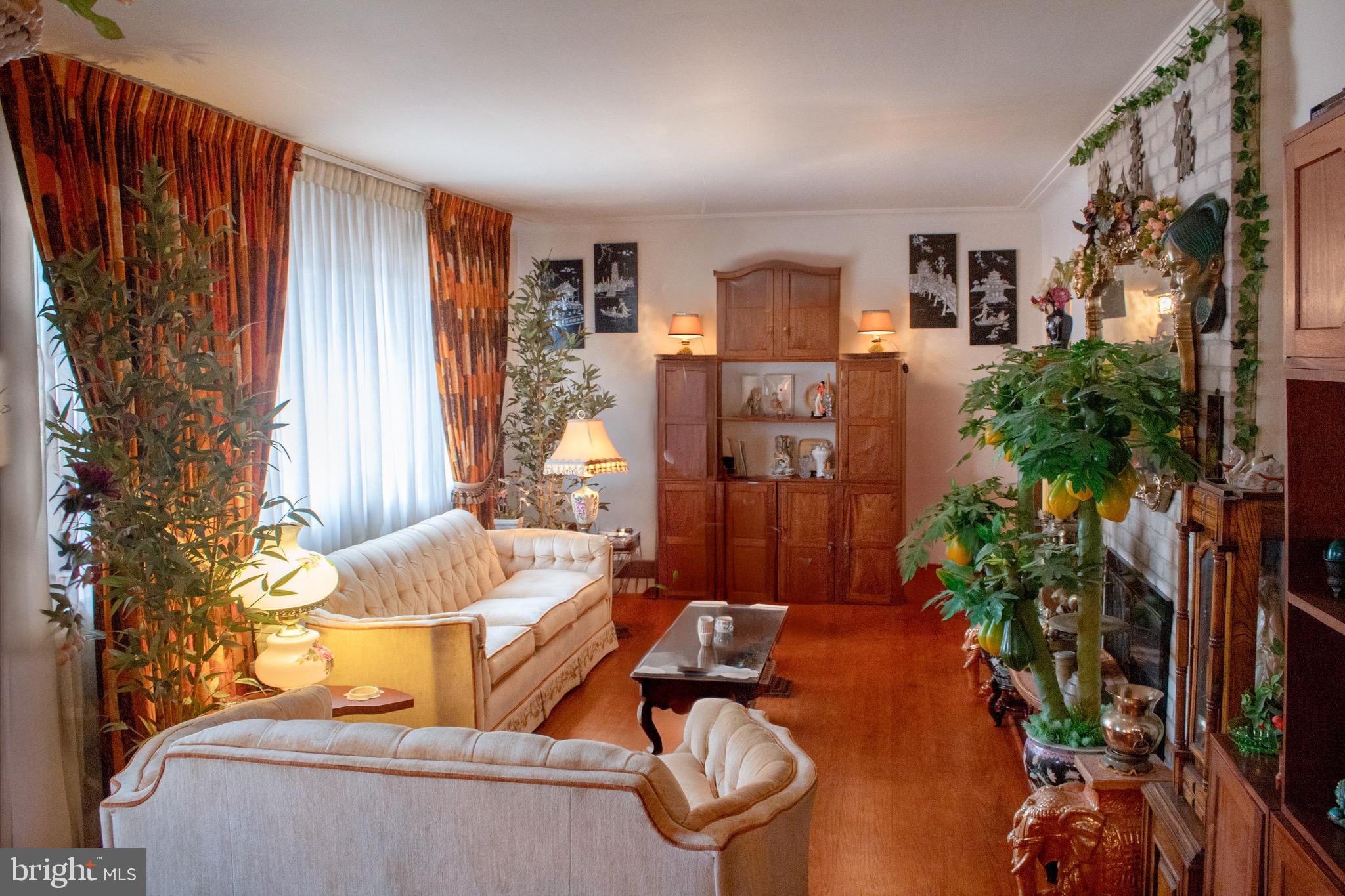 526 S CARLIN SPRINGS ROAD