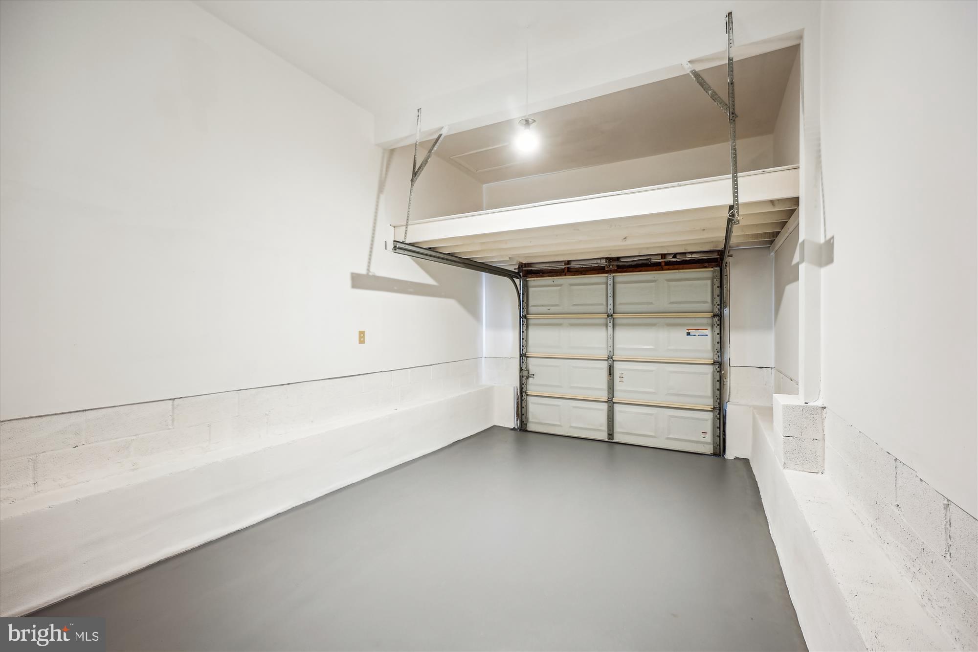 GERMANTOWN ESTATES - Residential