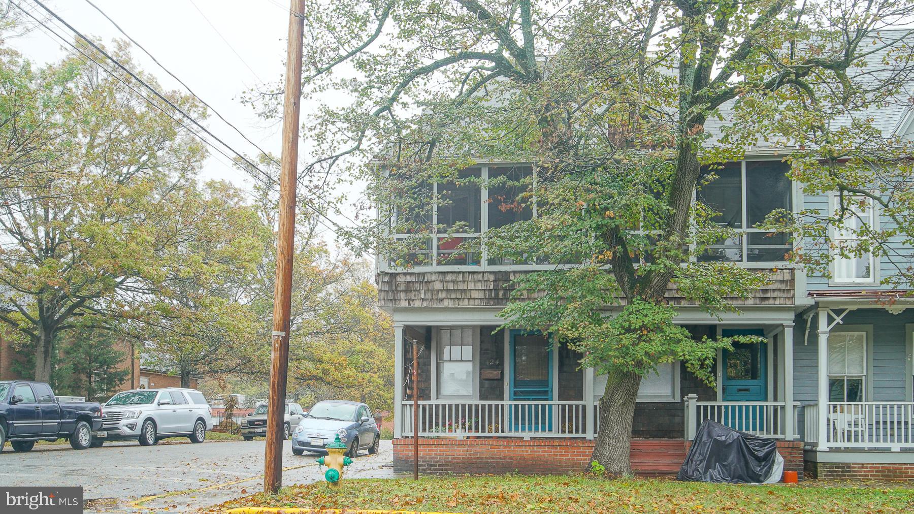 HISTORIC DISTRICT CHESTERTOWN - Residential Income