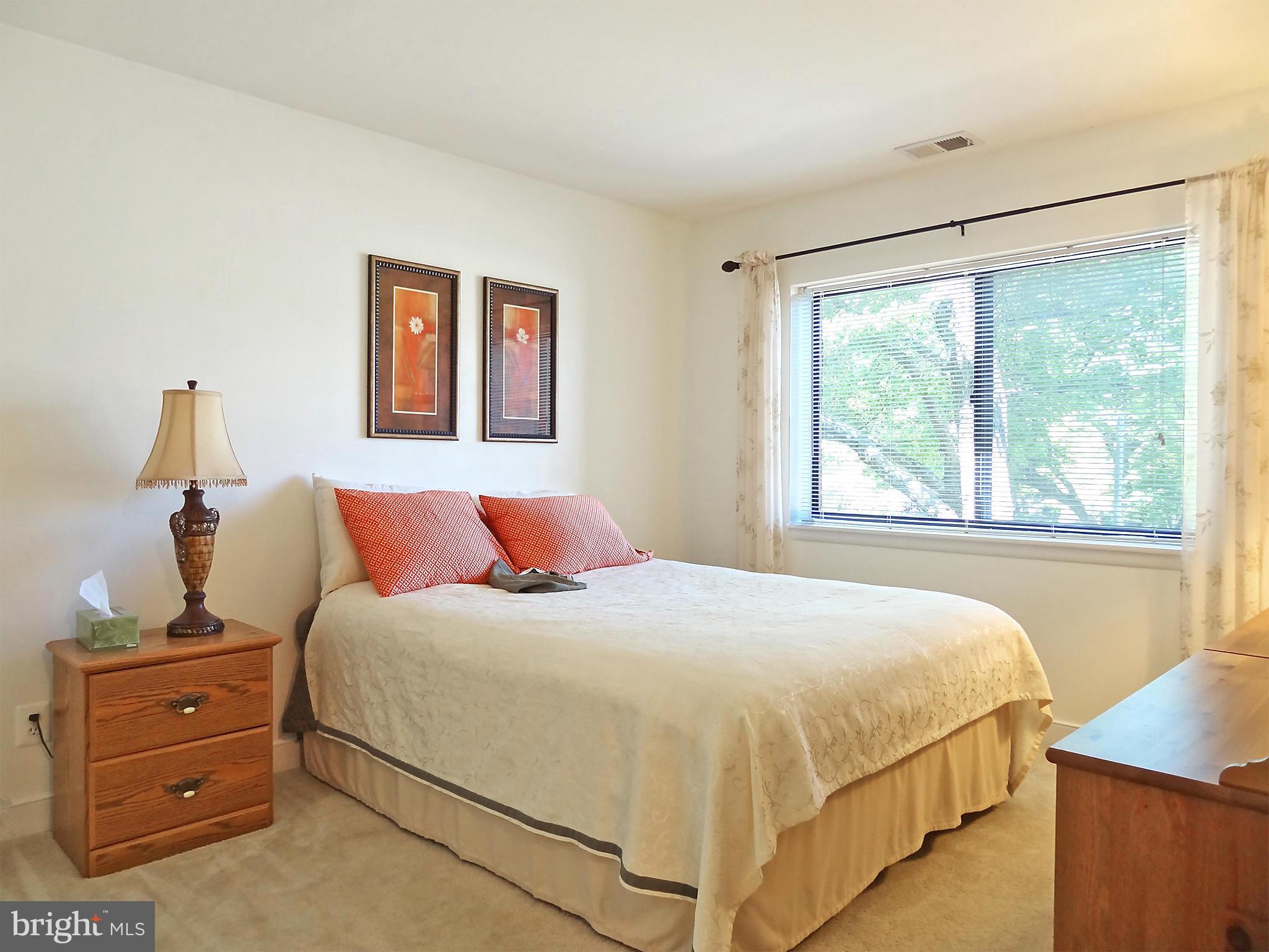 NORTH GREEN CONDOMINIUMS - Residential Lease