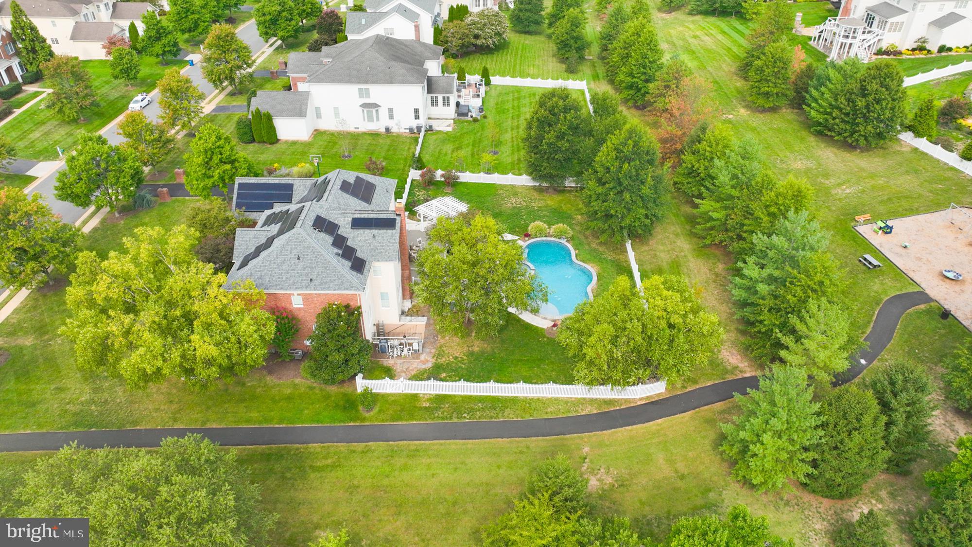 CHASE AT BELMONT COUNTRY - Residential