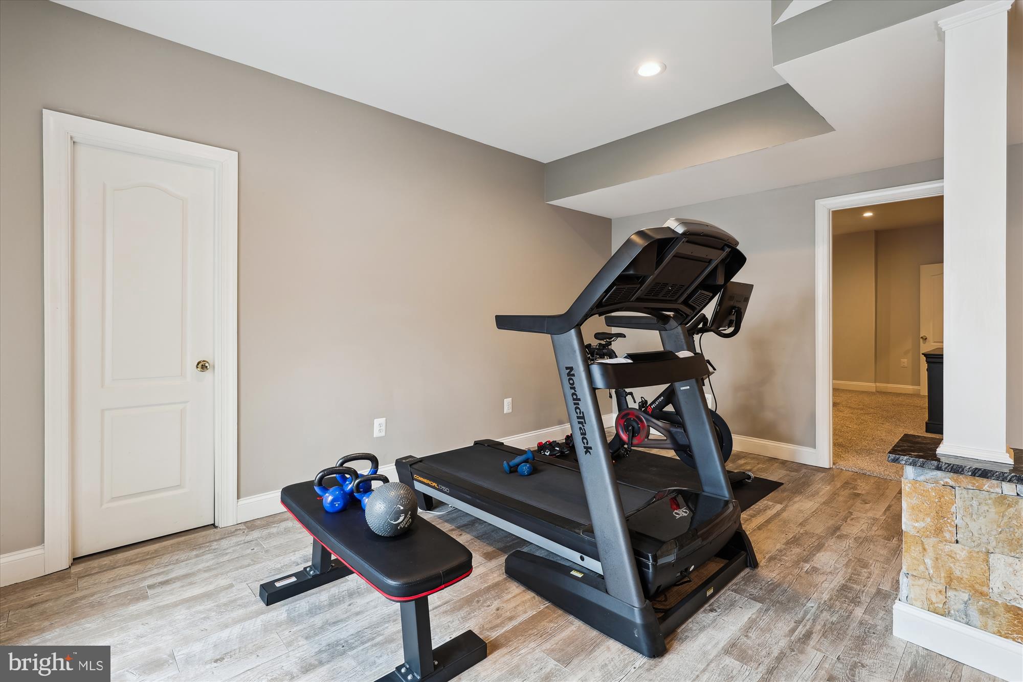 CHASE AT BELMONT COUNTRY - Residential