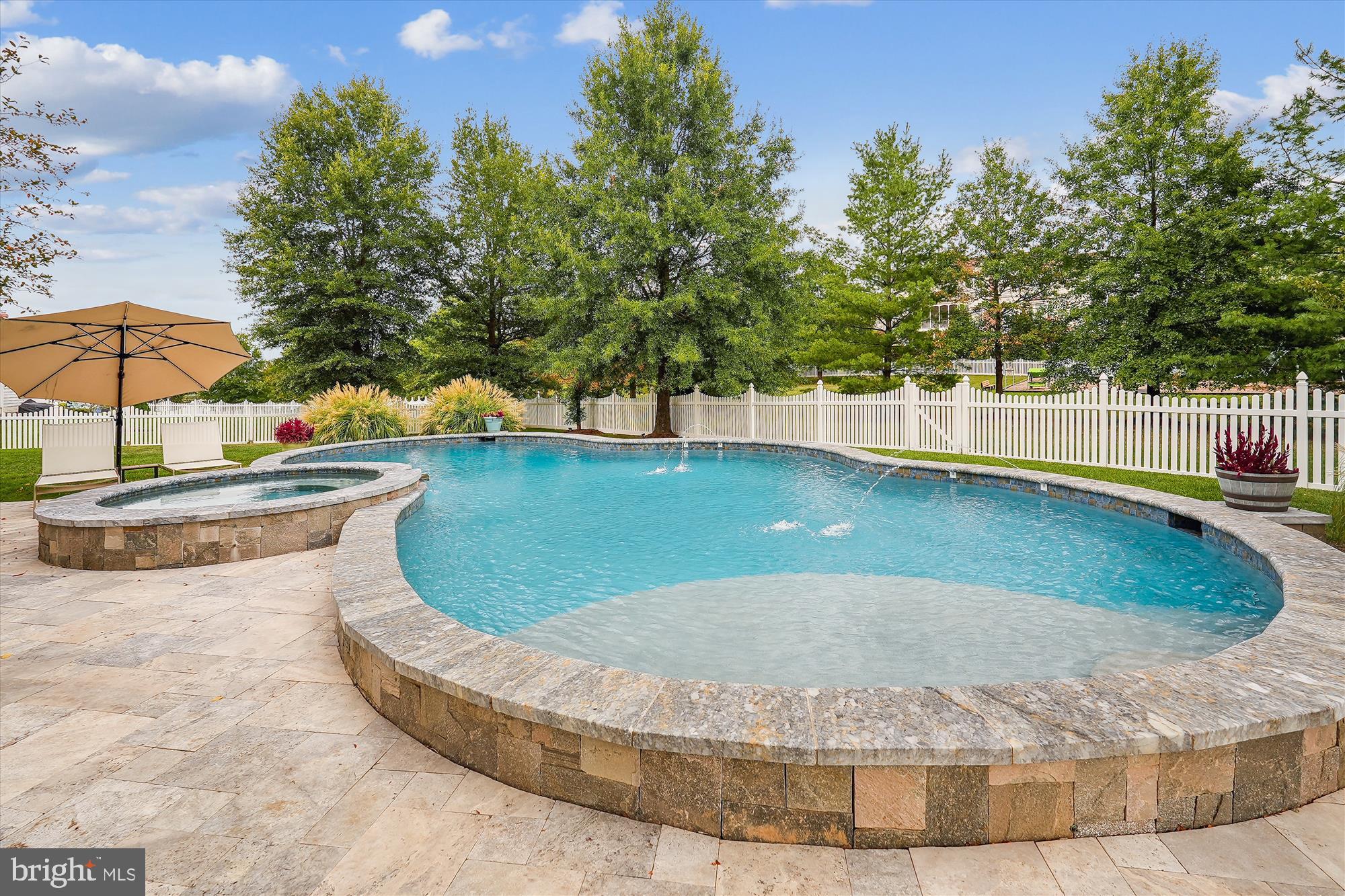 CHASE AT BELMONT COUNTRY - Residential