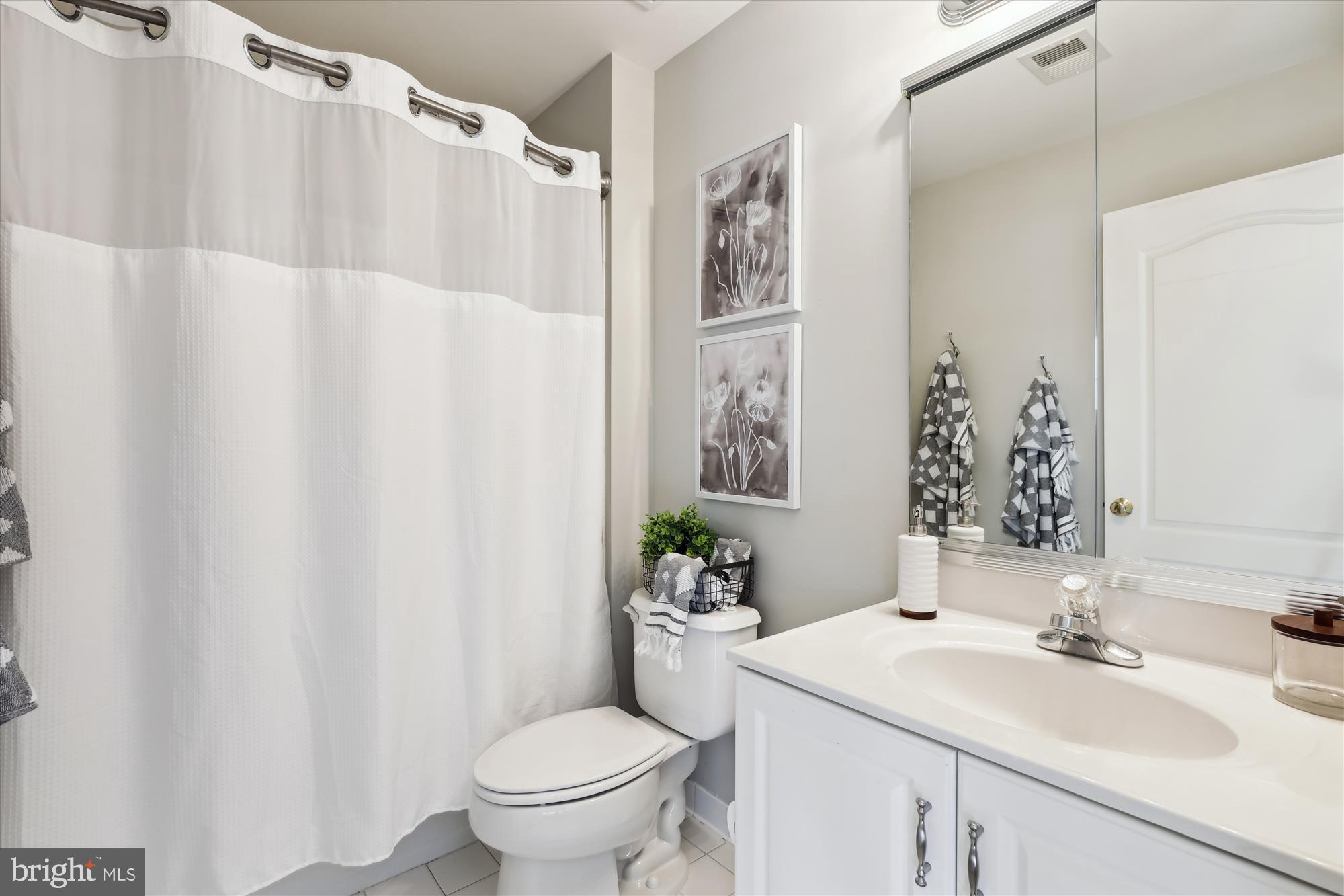 CHASE AT BELMONT COUNTRY - Residential