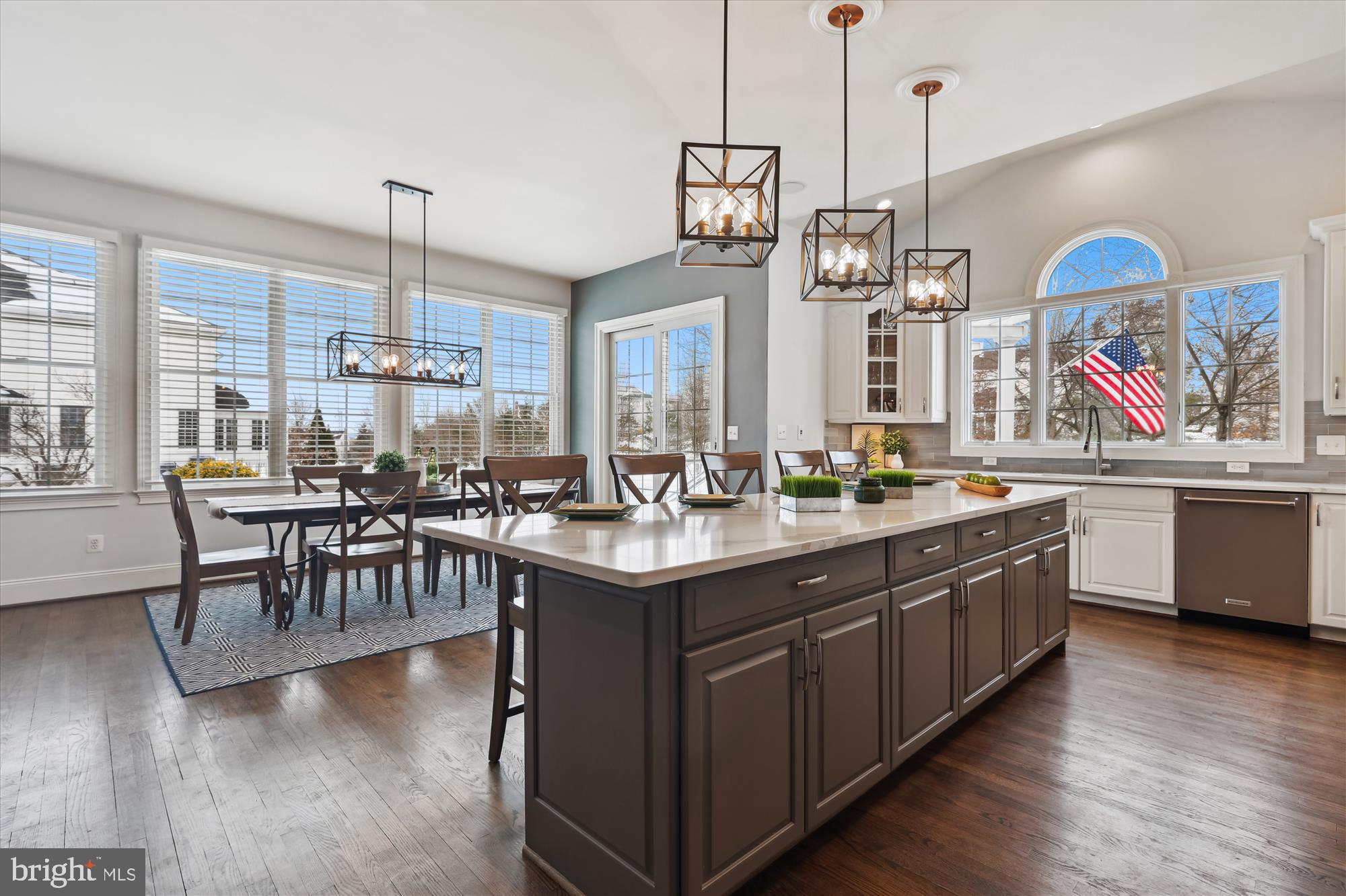 CHASE AT BELMONT COUNTRY - Residential