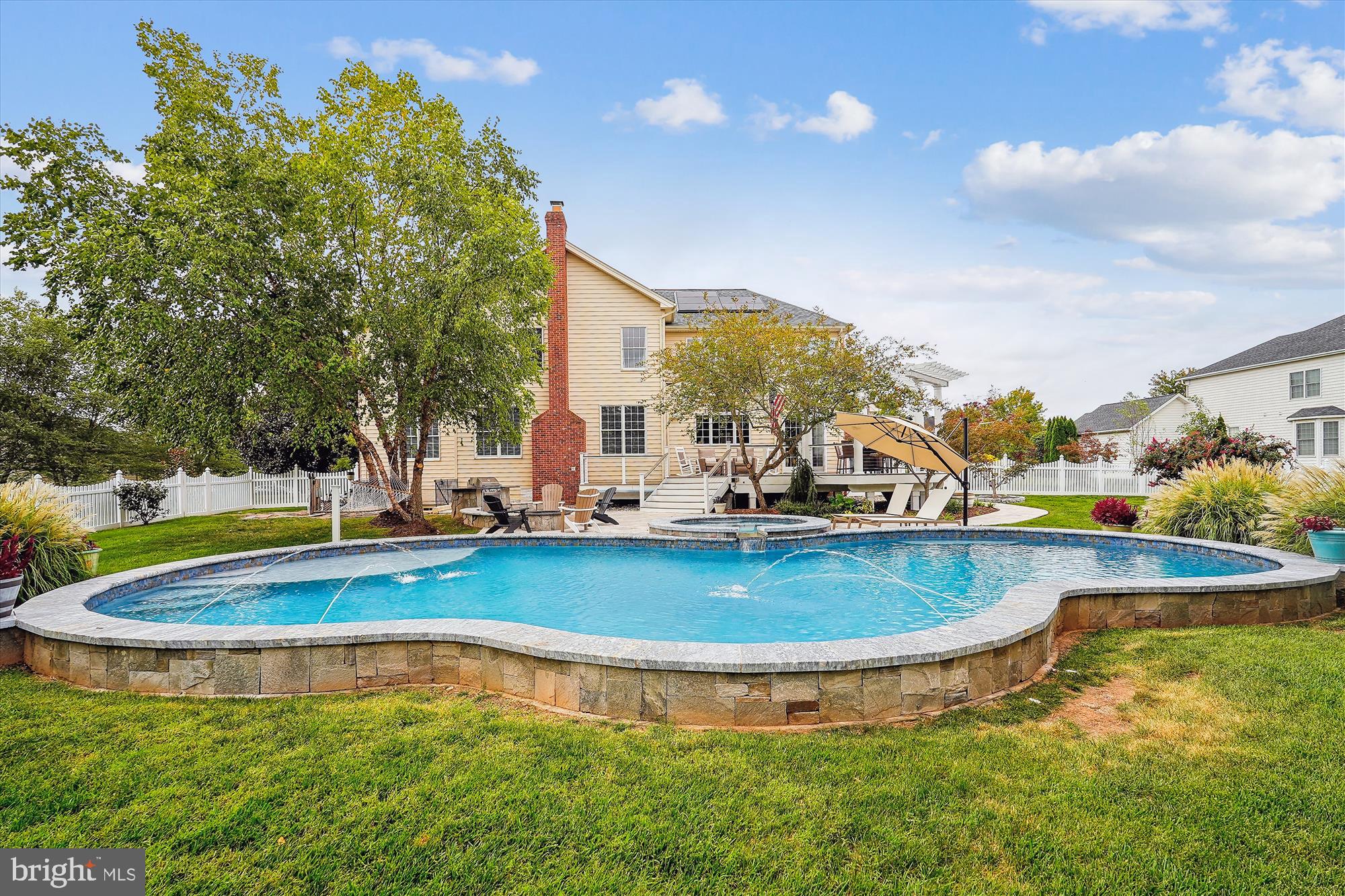 CHASE AT BELMONT COUNTRY - Residential