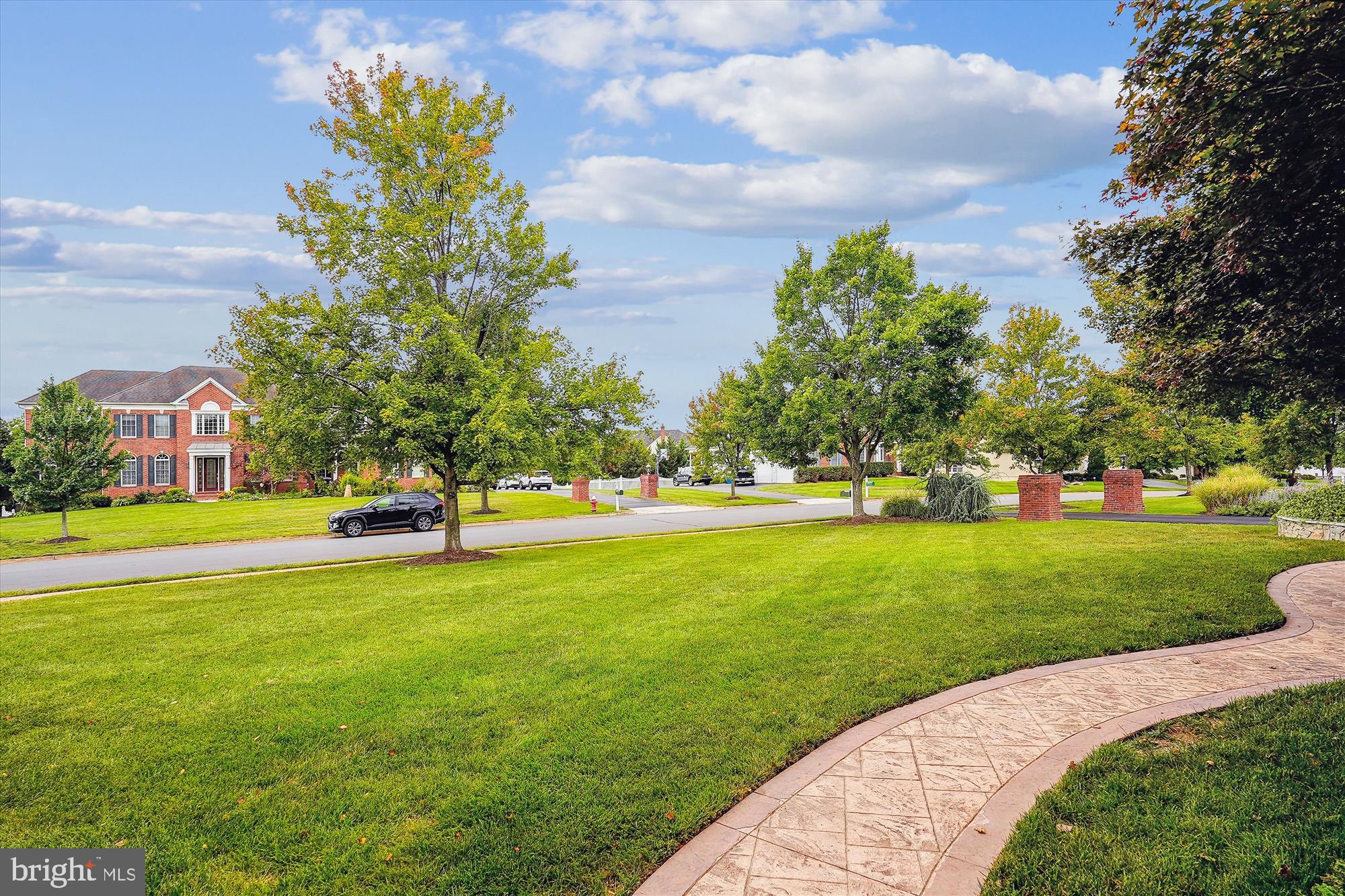 CHASE AT BELMONT COUNTRY - Residential