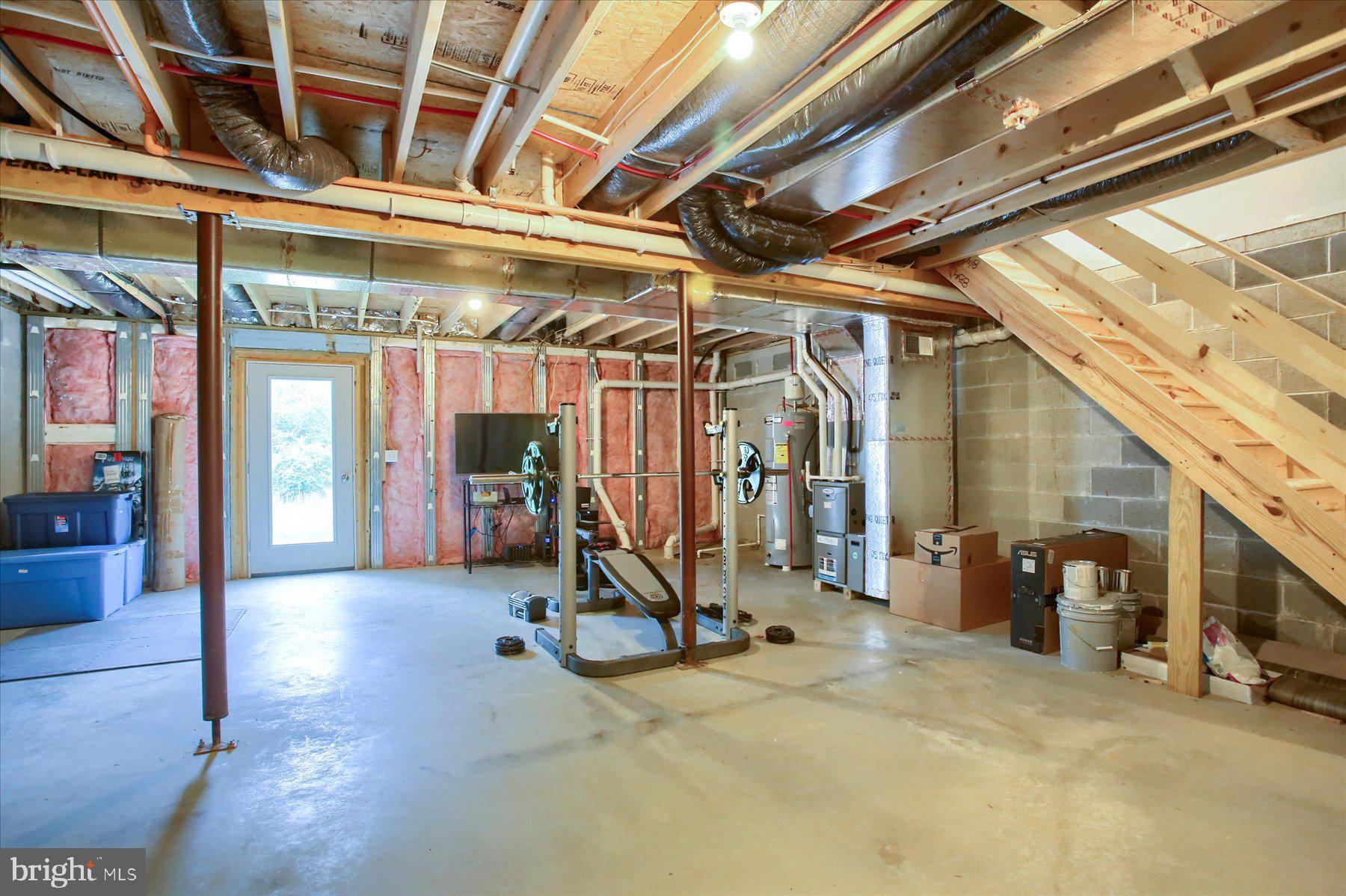 HANBURY COURT - Residential