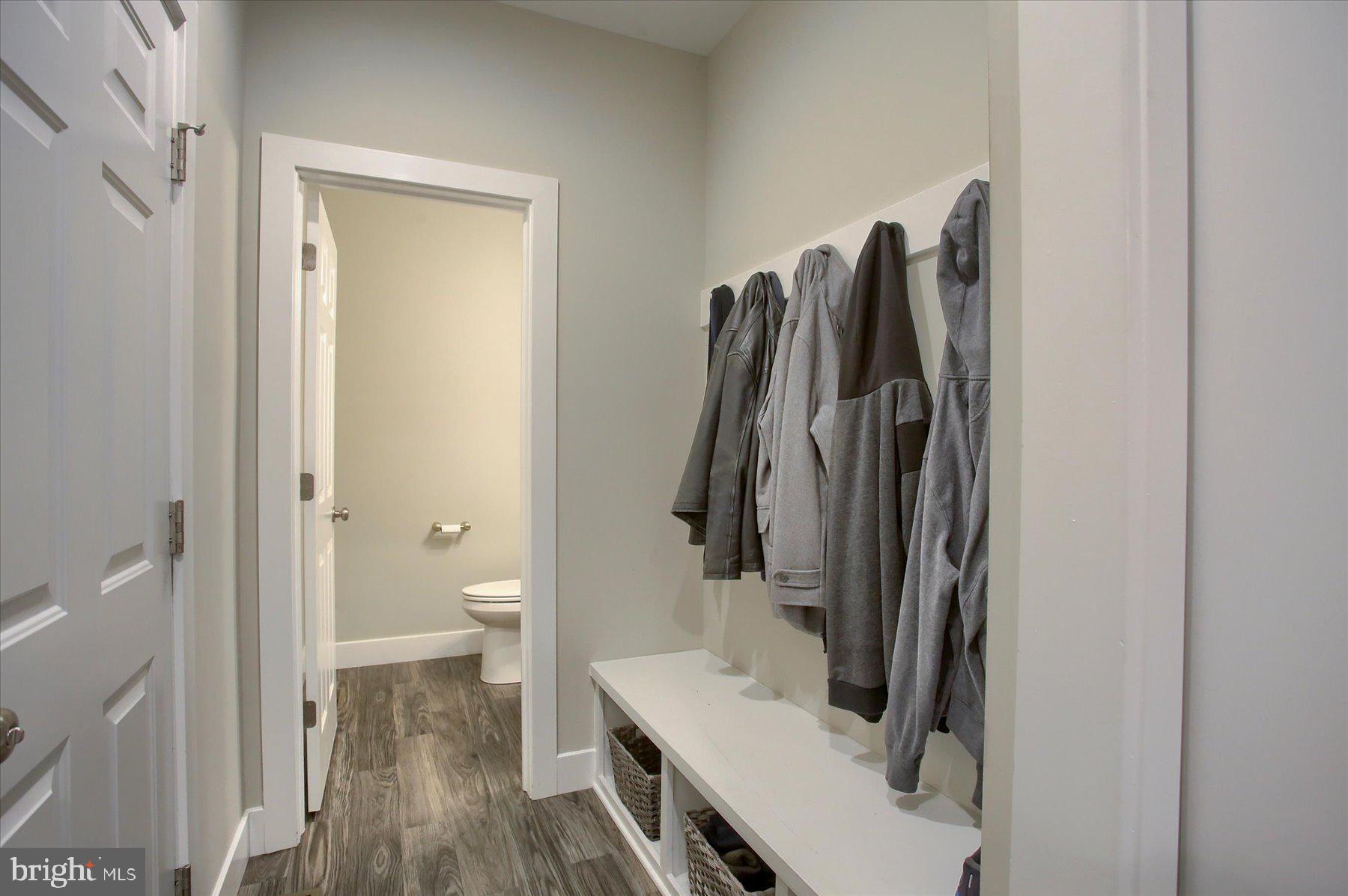 HANBURY COURT - Residential