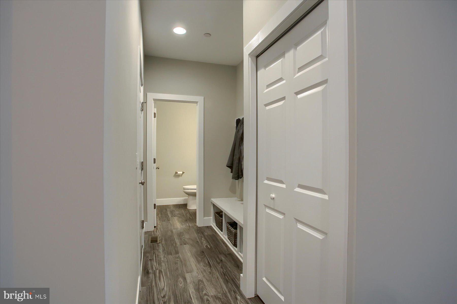 HANBURY COURT - Residential