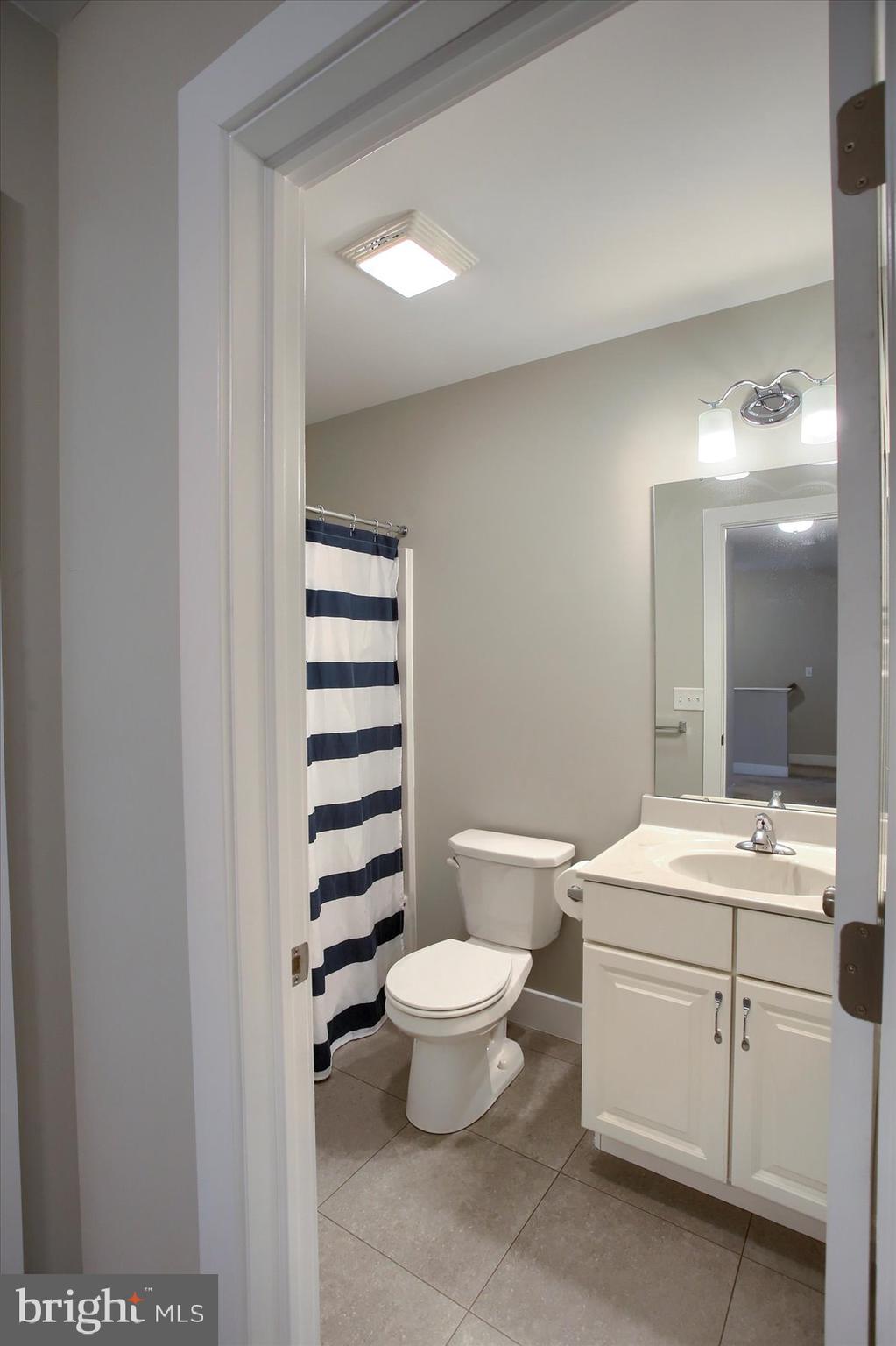 HANBURY COURT - Residential