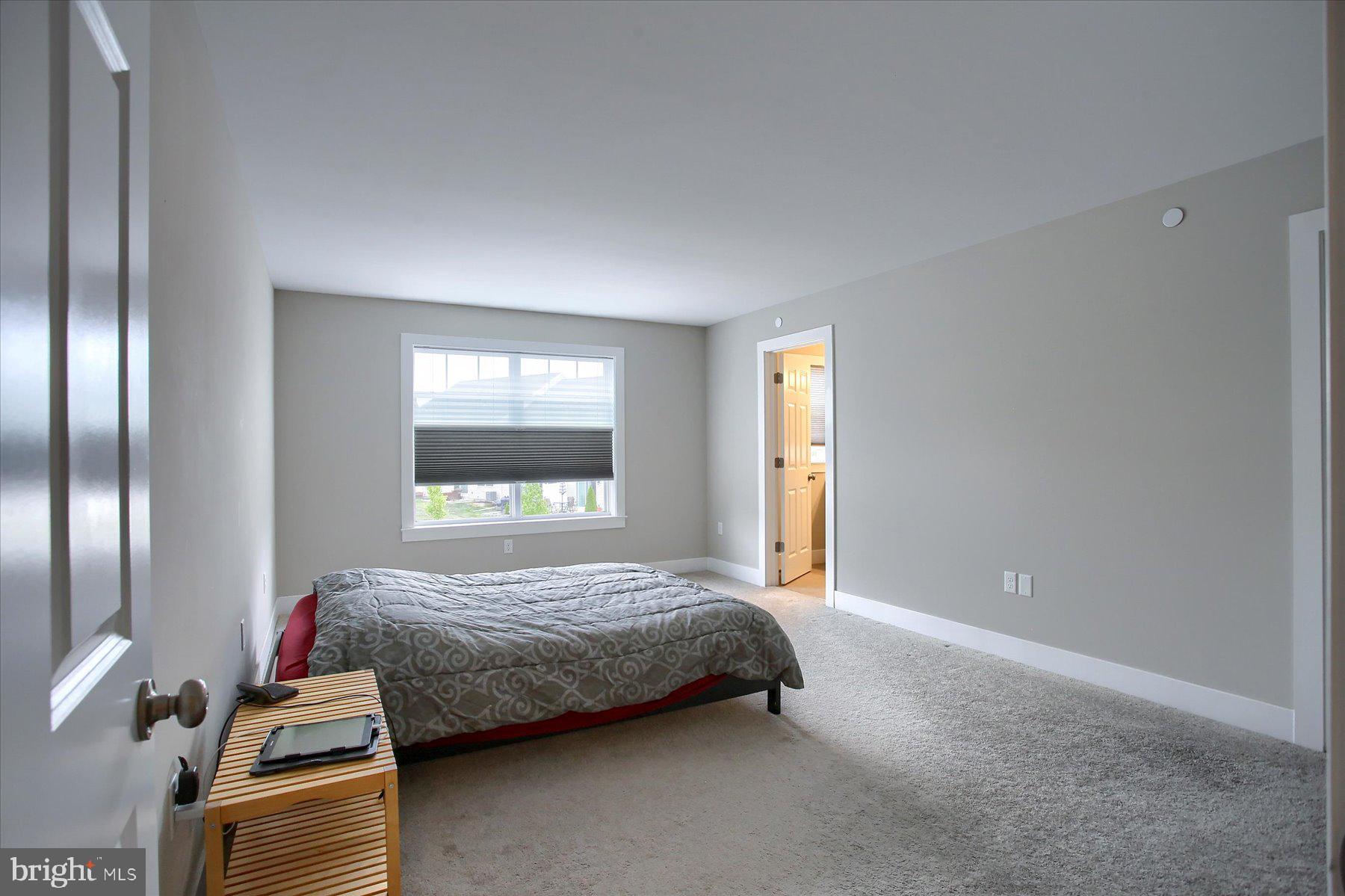 HANBURY COURT - Residential