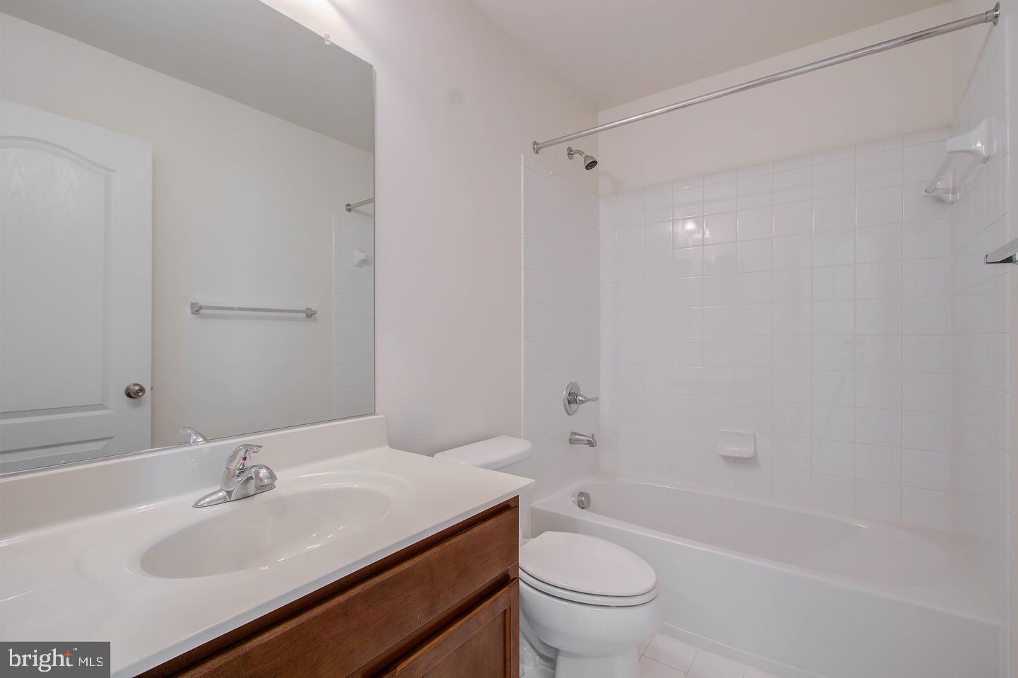 BRAMBLETON OVERLOOK - Residential Lease