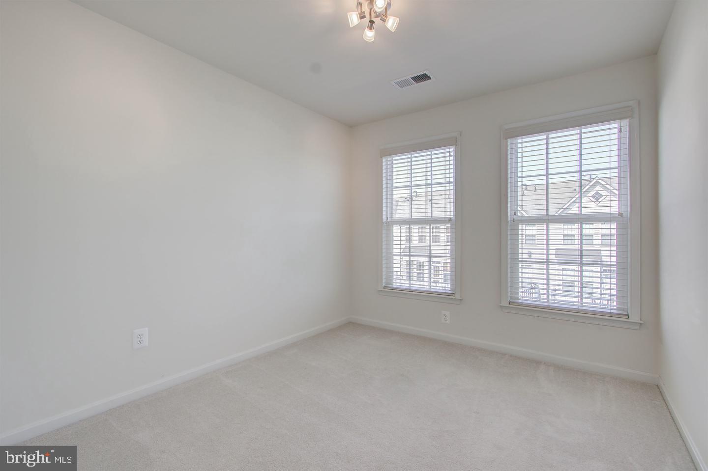 BRAMBLETON OVERLOOK - Residential Lease