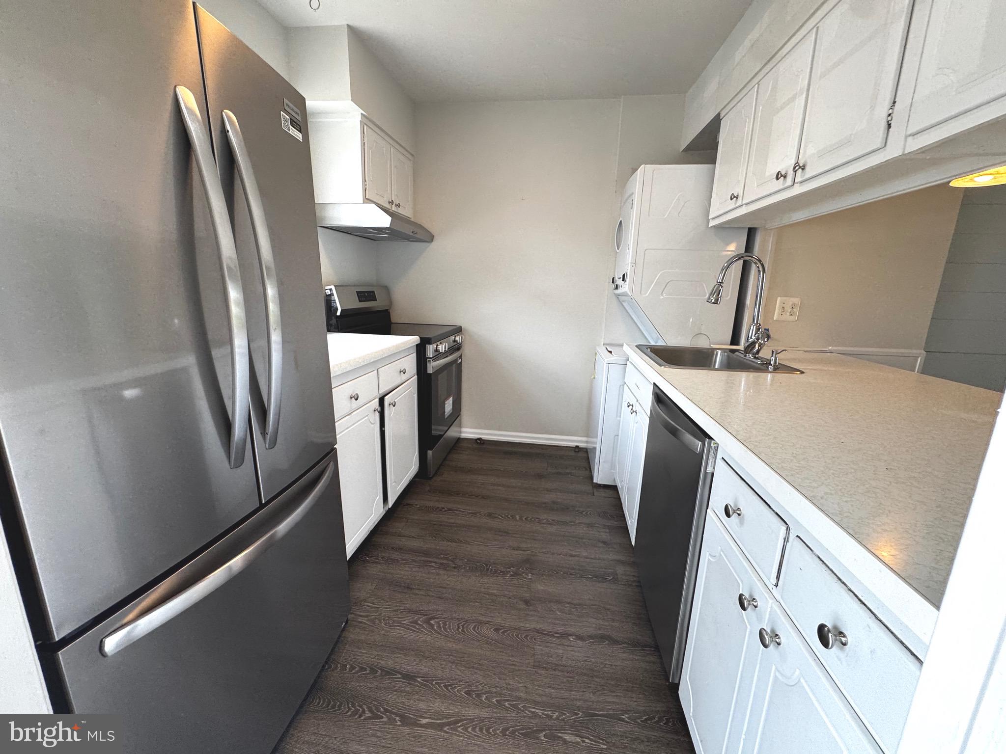 14516 GOLDEN OAK ROAD