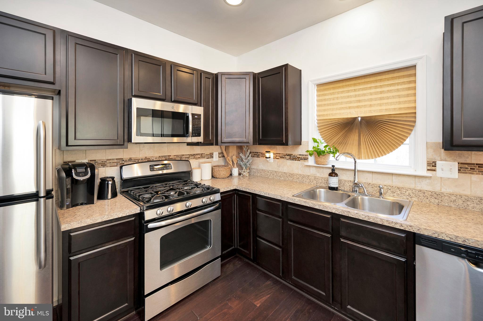 WILDERNESS SHORES - Residential