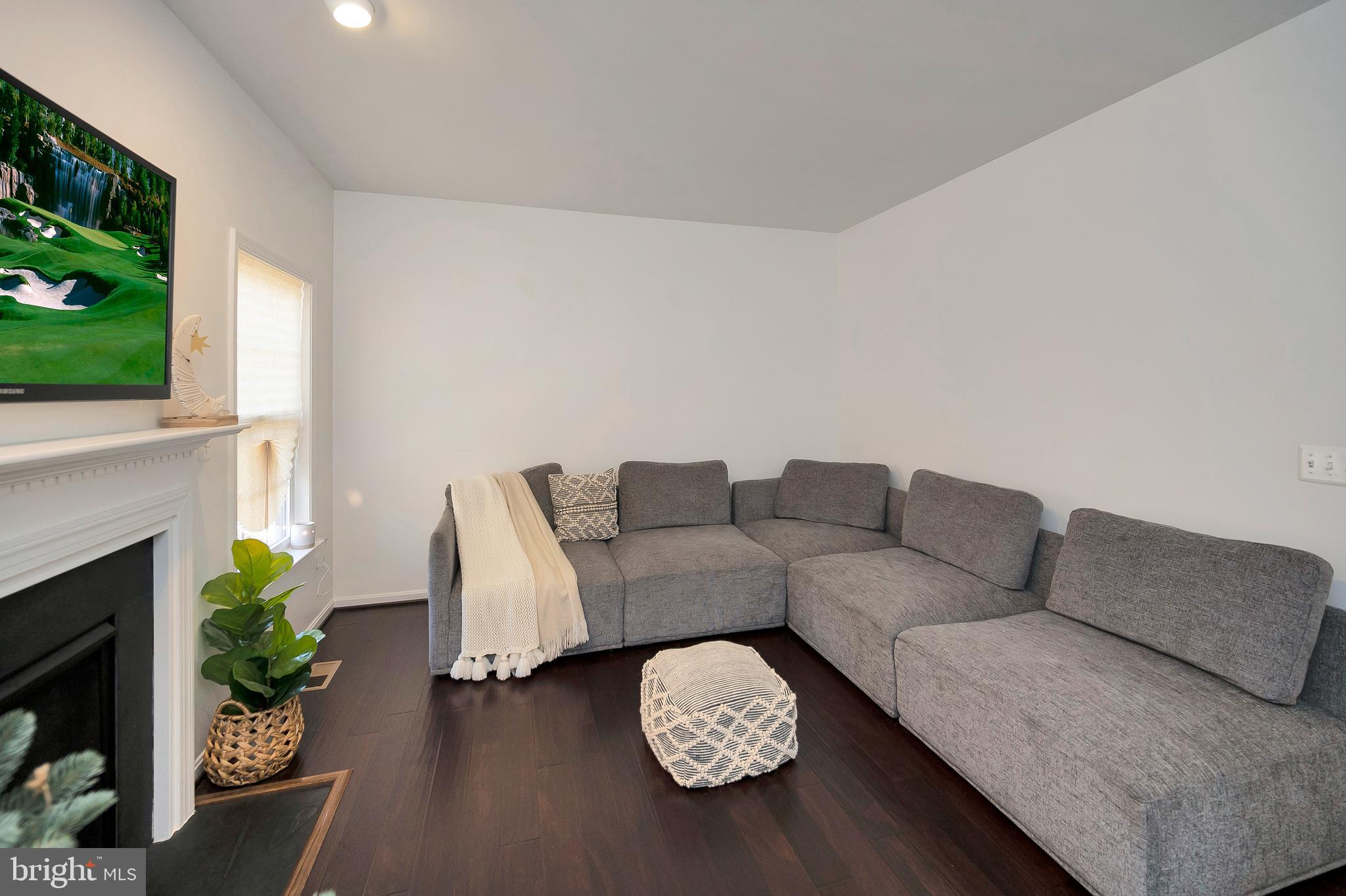 WILDERNESS SHORES - Residential