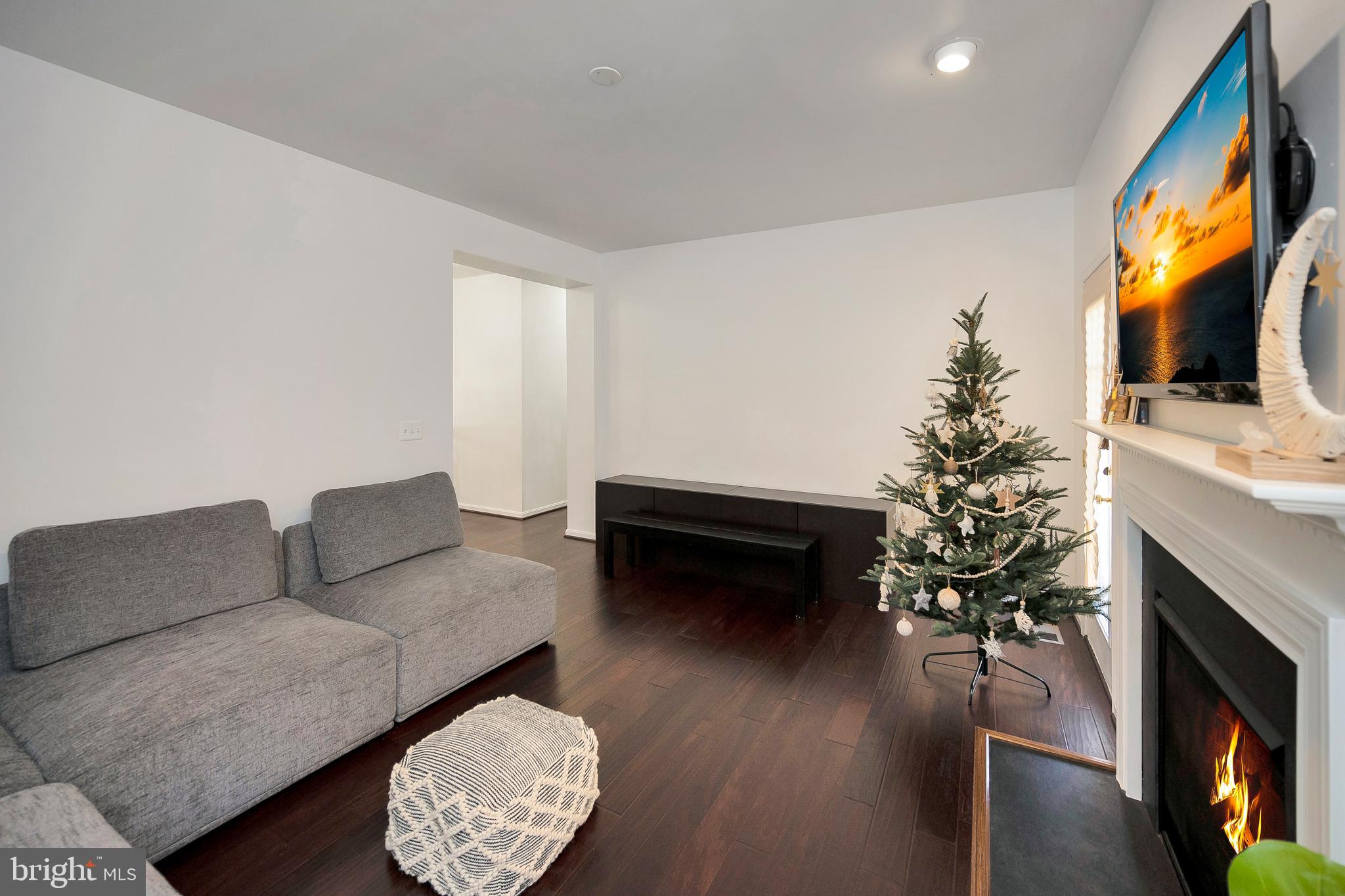 WILDERNESS SHORES - Residential