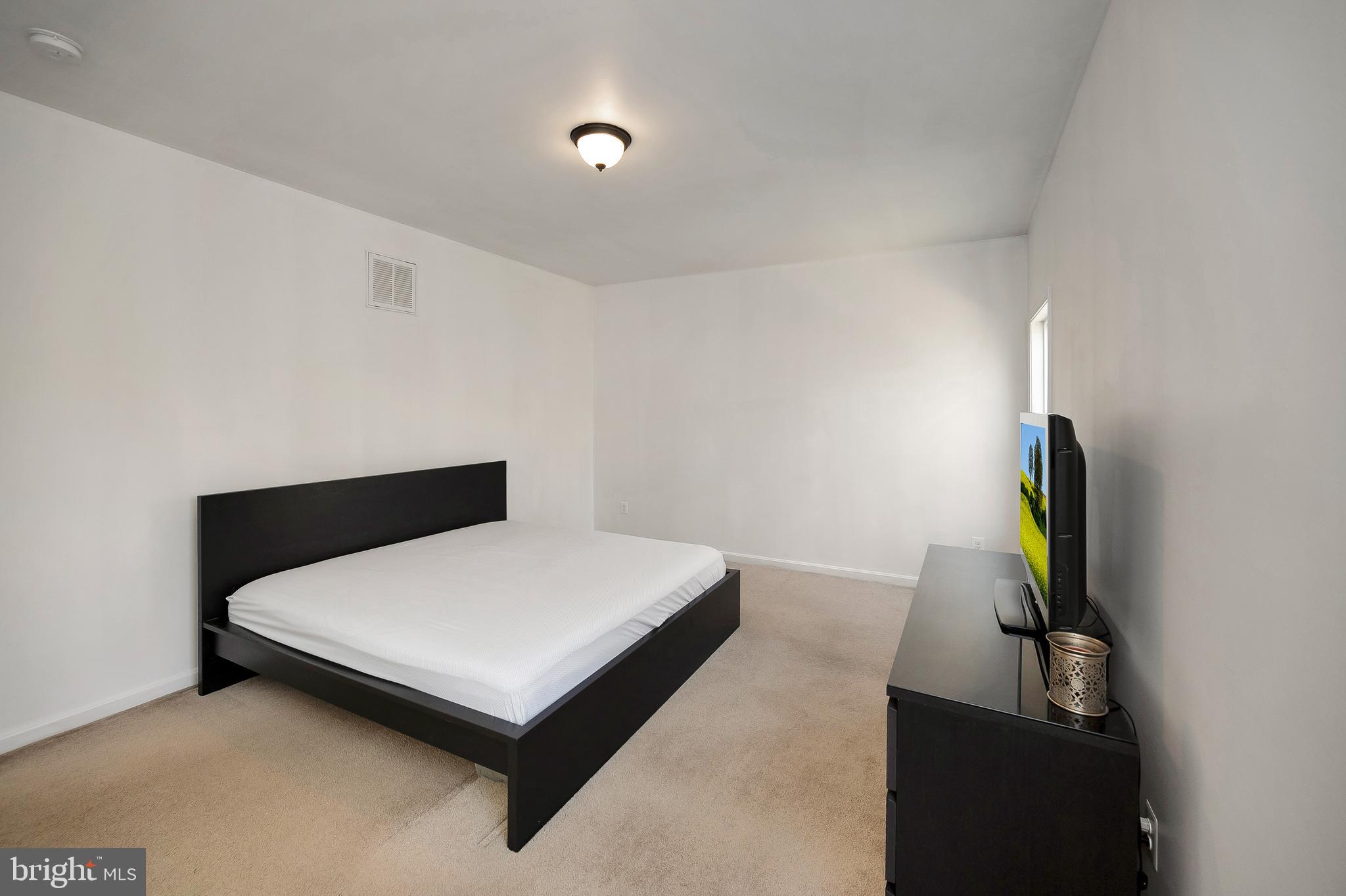 WILDERNESS SHORES - Residential