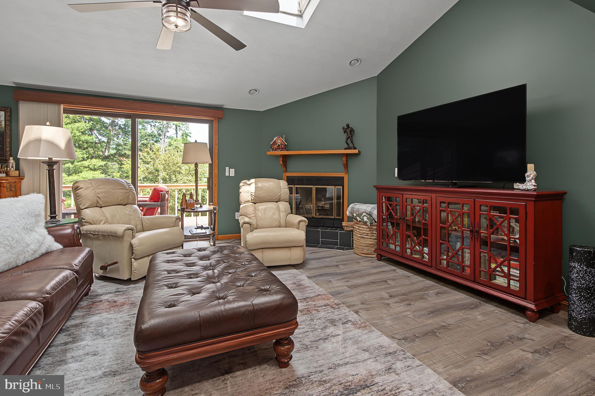 5 LAUREL BROOK DRIVE 5