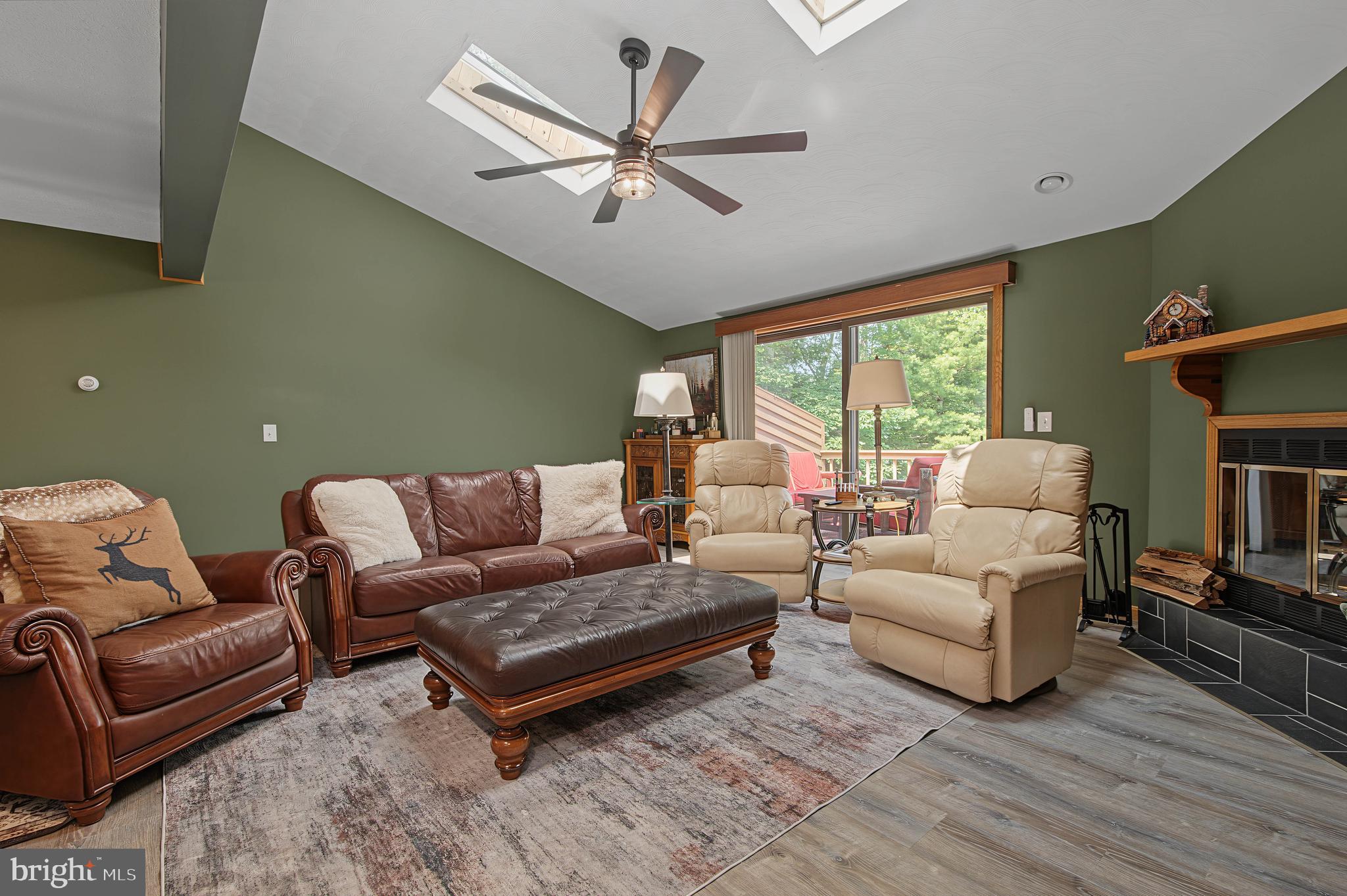 5 LAUREL BROOK DRIVE 5
