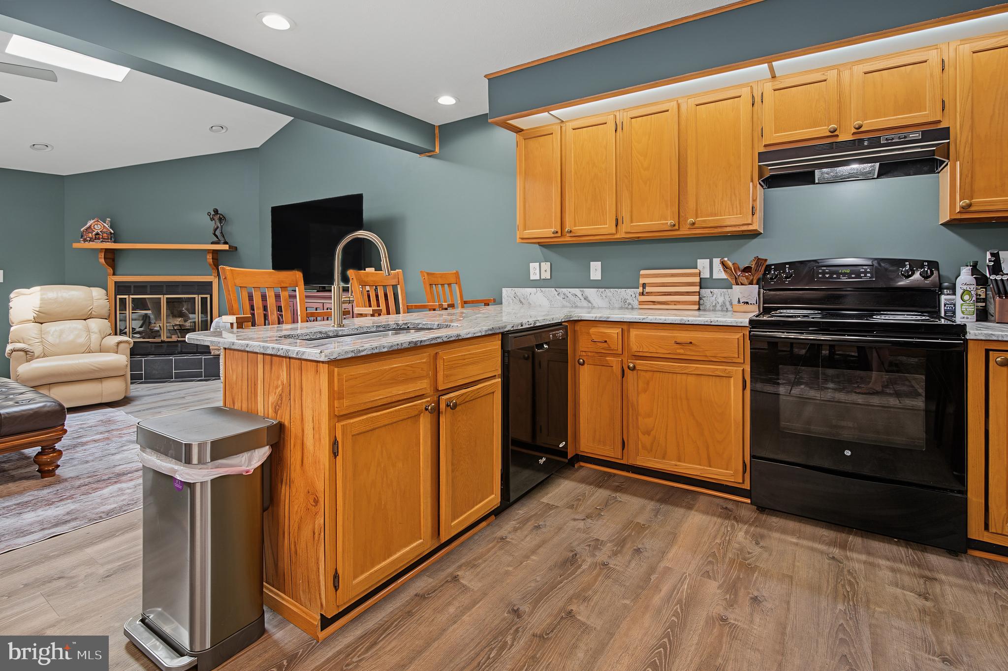 5 LAUREL BROOK DRIVE 5