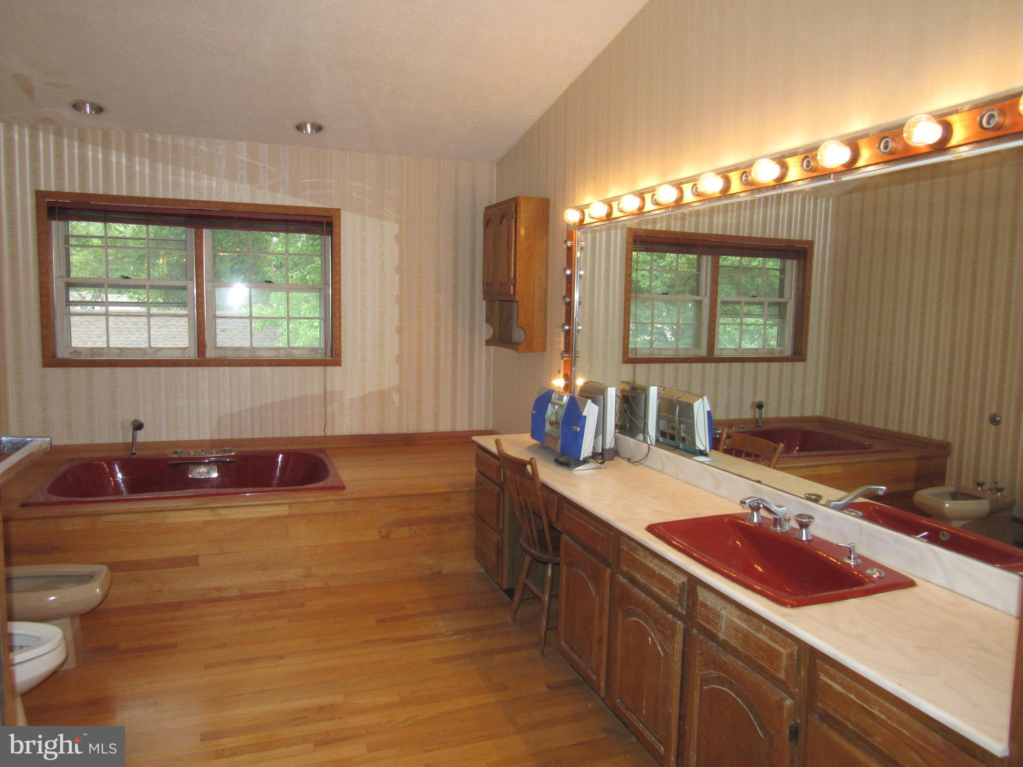 SOUTHAMPTON - Residential