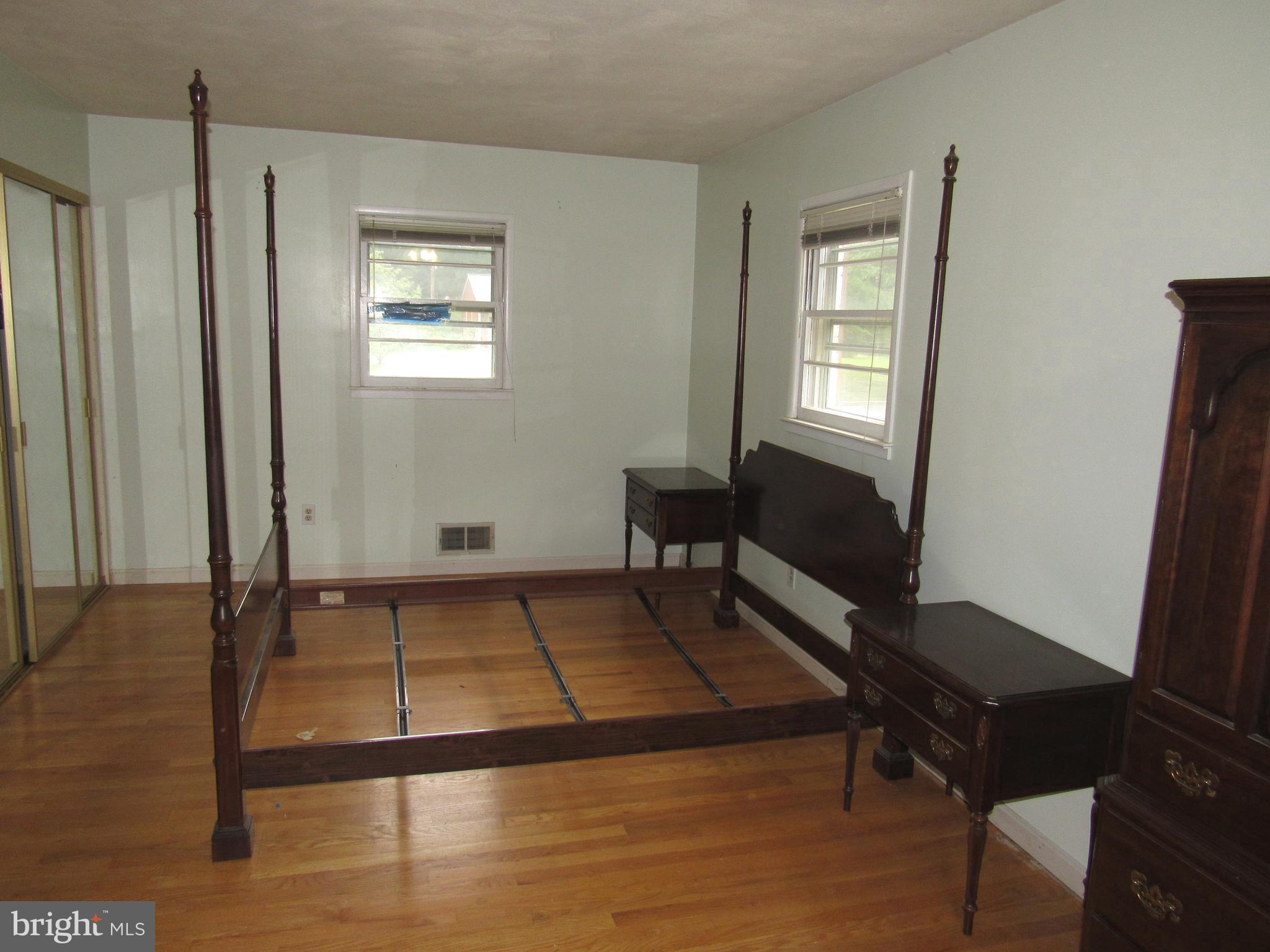 SOUTHAMPTON - Residential