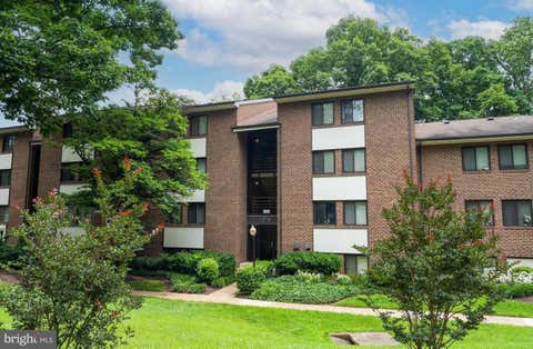 Photo of 1403 Northgate Sq #1B, RESTON, VA 20190 (MLS # VAFX2335198)