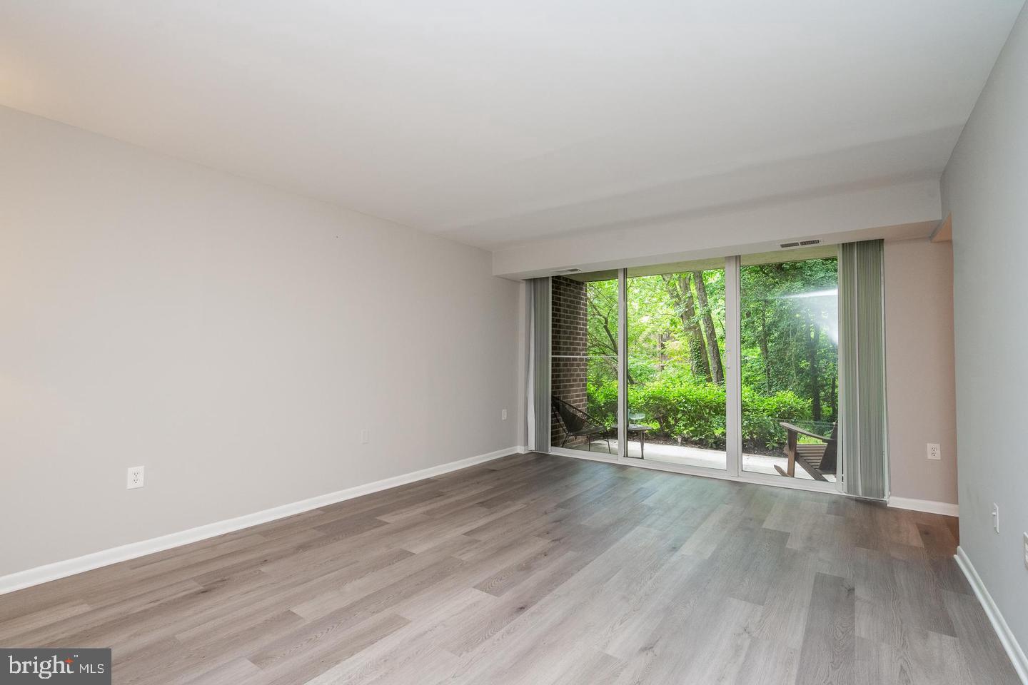 1403 NORTHGATE 1B