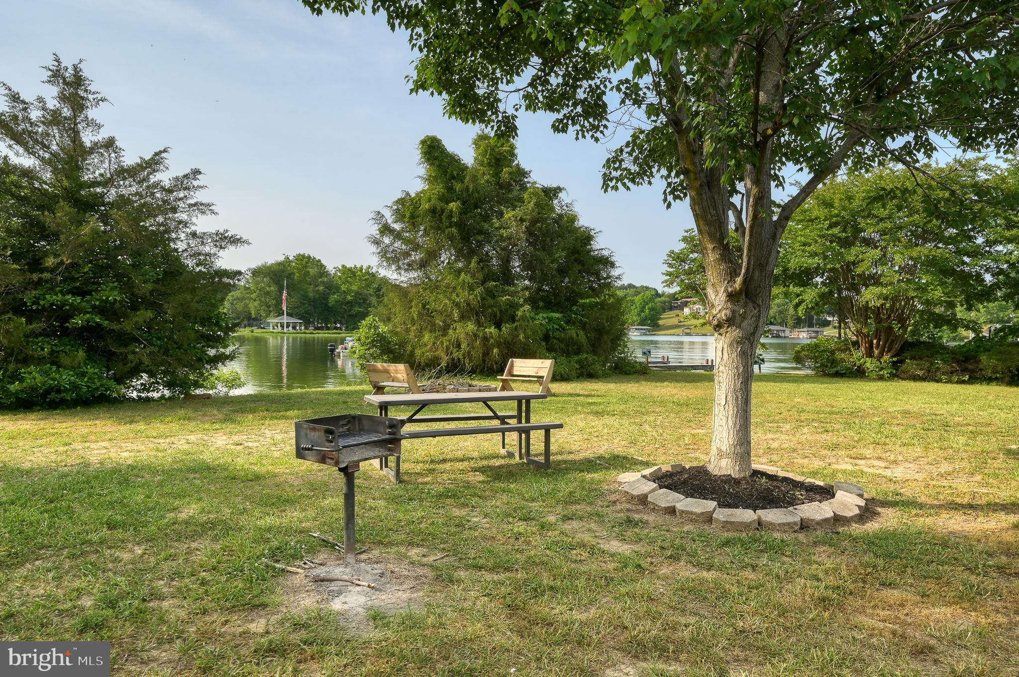 MORGAN II - Residential