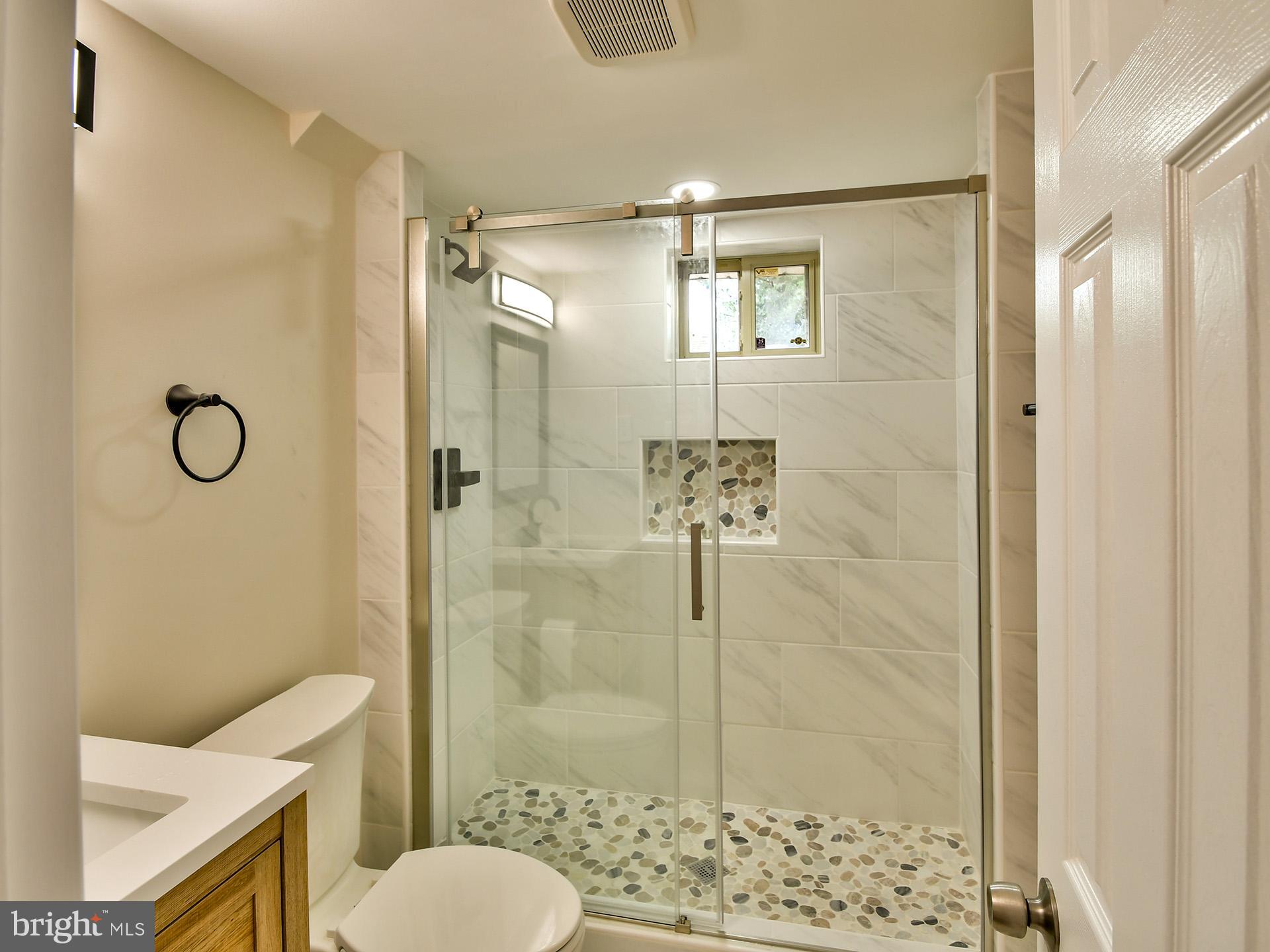 HUNTERS MILL ESTATES - Residential